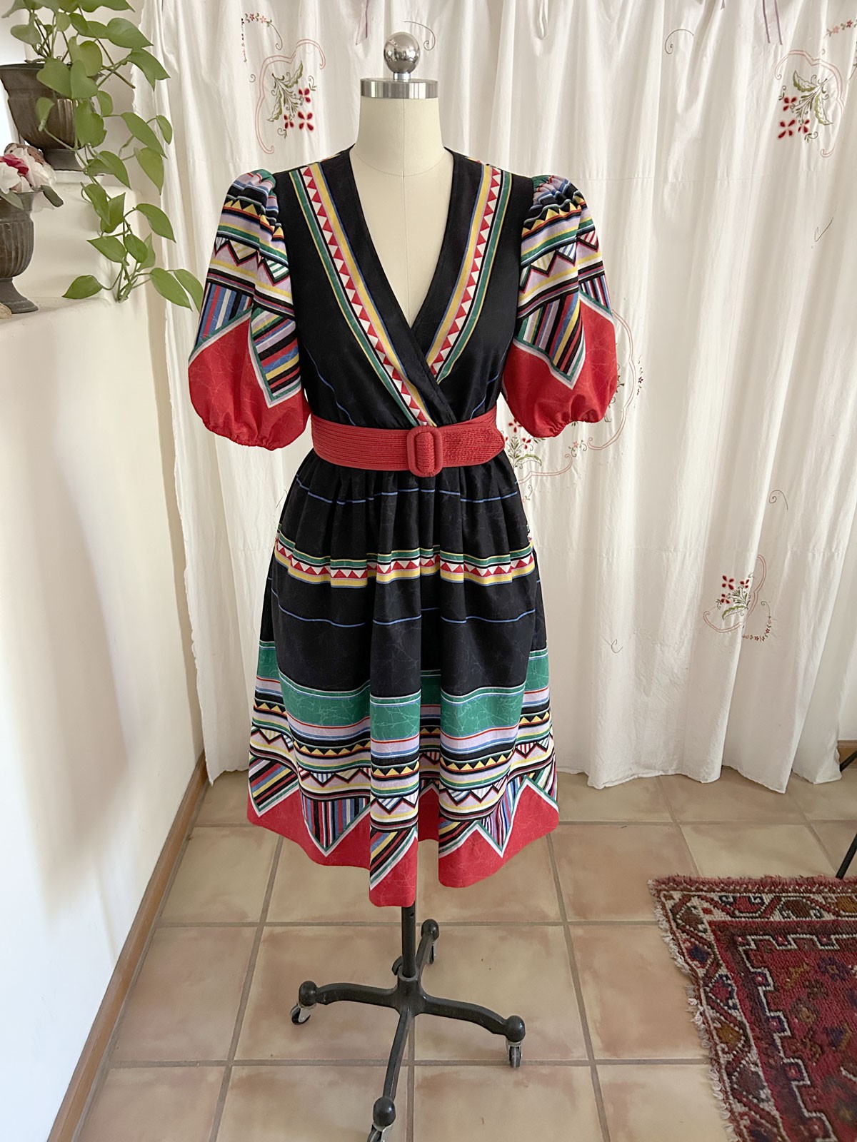 Vtg 70s Victor Costa Ltd. Cotton Tribal Seminole Print Dress Puff Sleeve sz 4-8