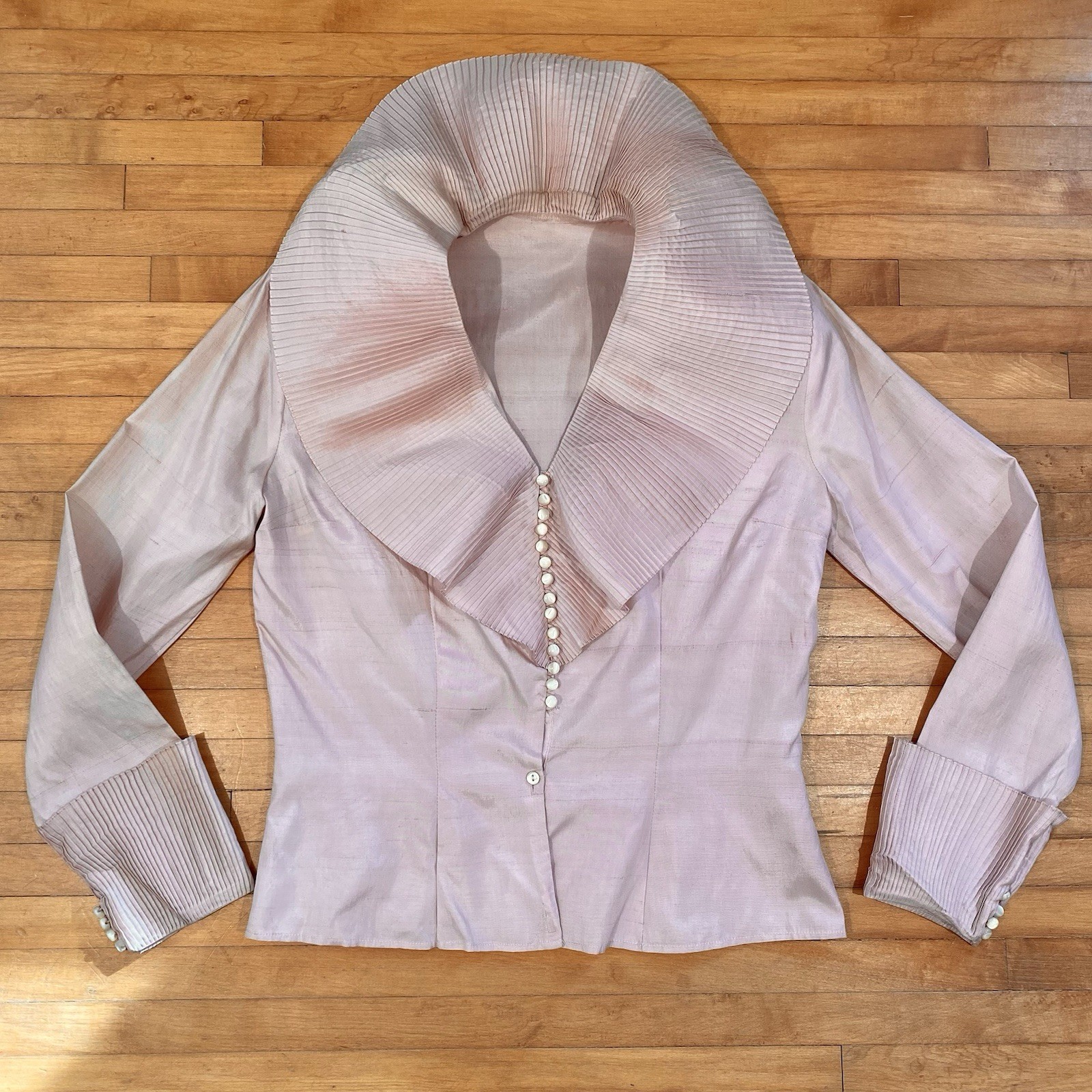 Vintage 1940s 1950s STUNNING BLOUSE Pink Silk Pleated Collar Cuffs Glass Buttons