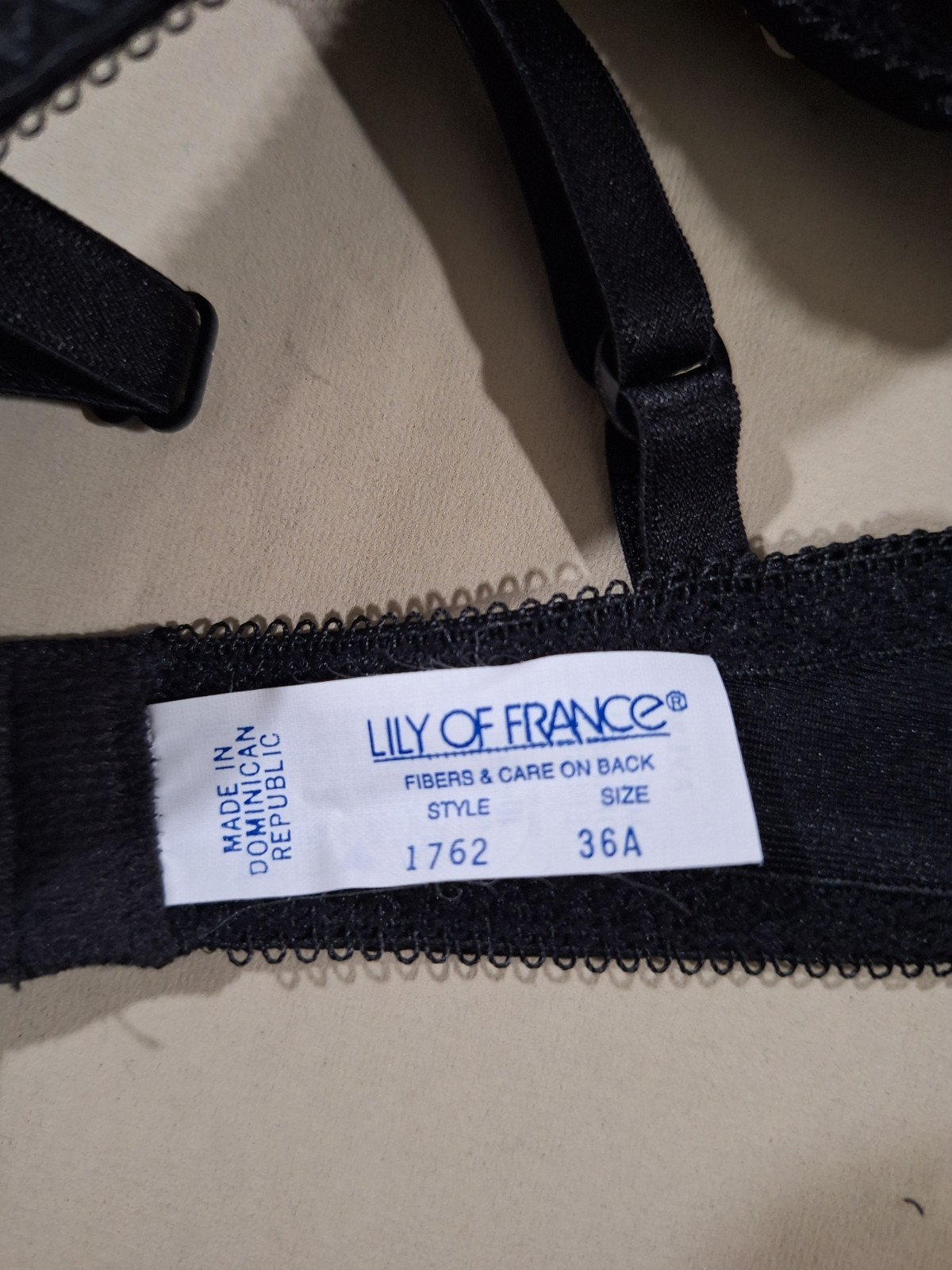 NWT VTG Lily of France Women 36A Black Satin Finish Padded Underwire Bra Elegant