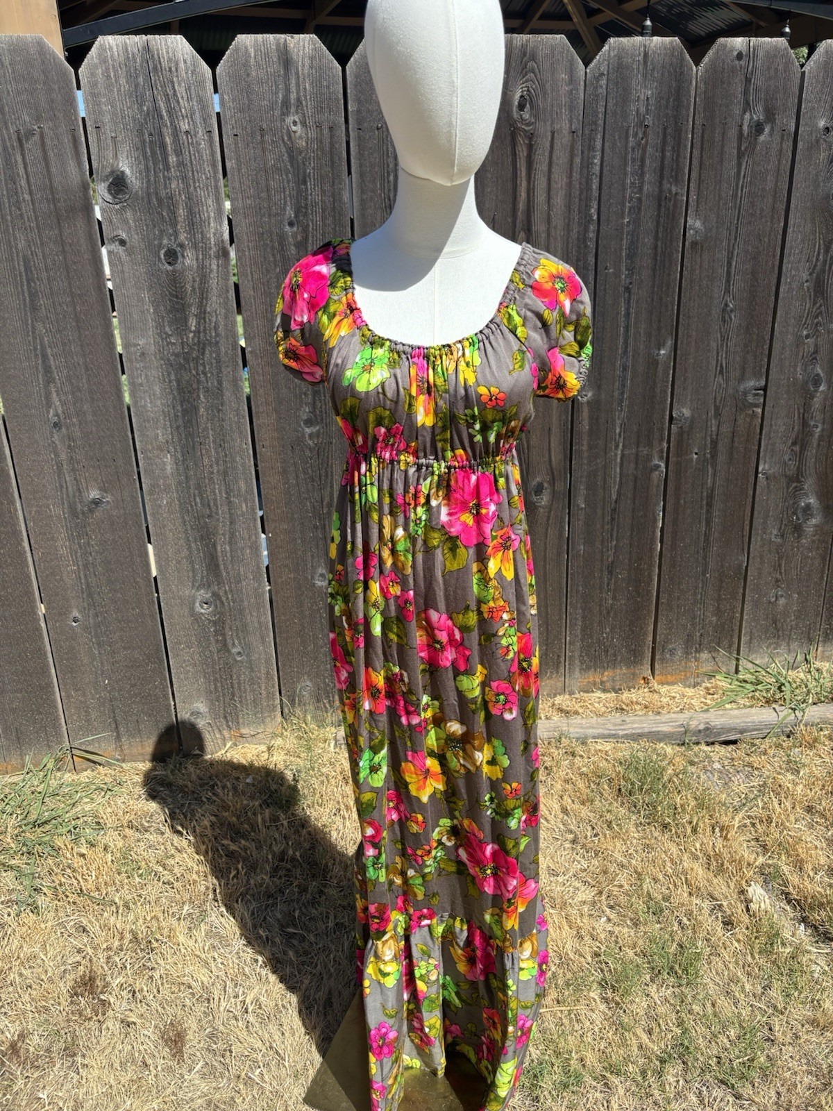 Vtg Lot Of 4 Hawaiian Dresses 60’s/70’s Barkcloth Cotton Volup Hilo Hattie