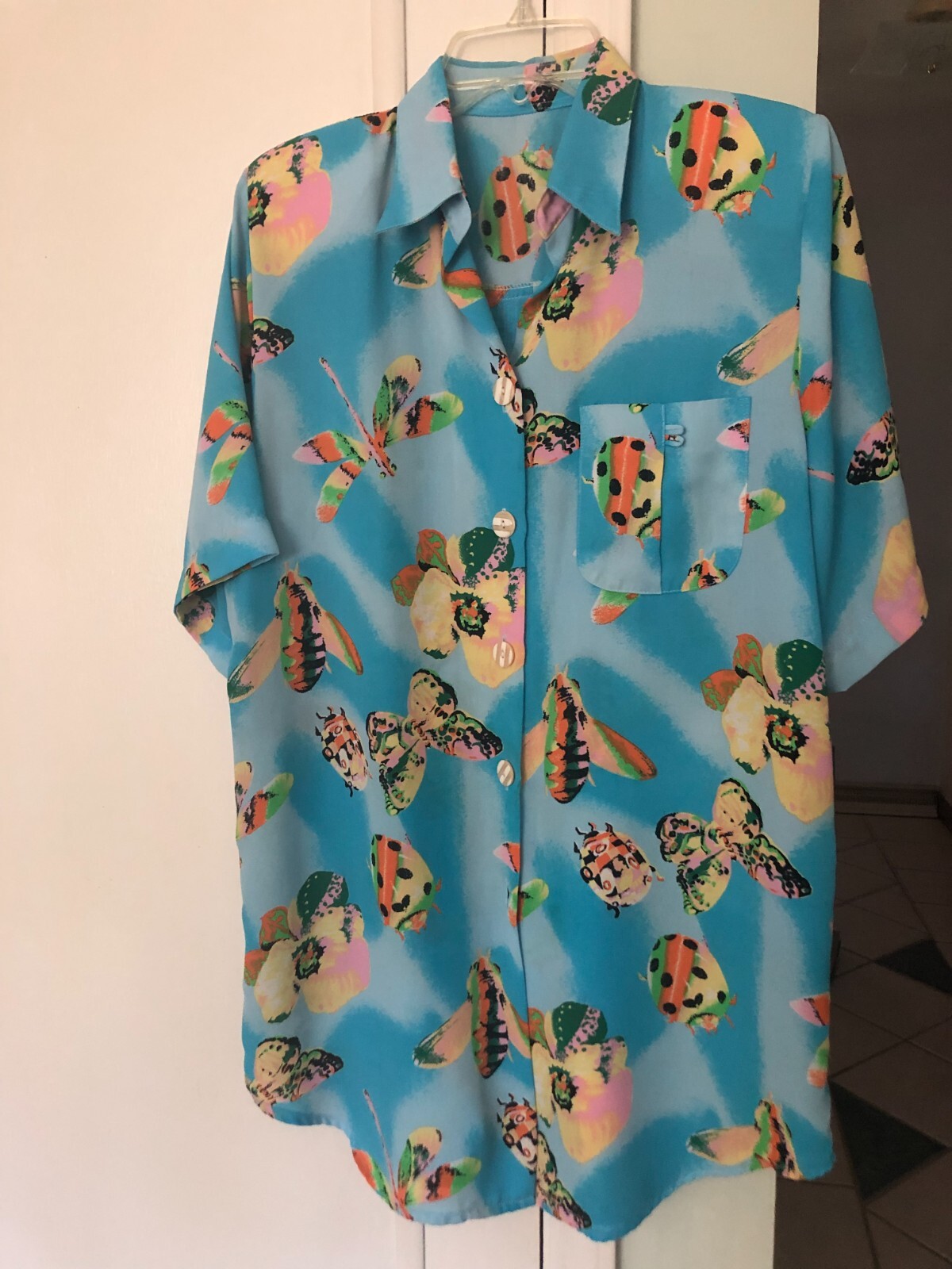 Vintage Blue Multicolor Tunic – Short sleeve, Buttons, pocket, delicate material