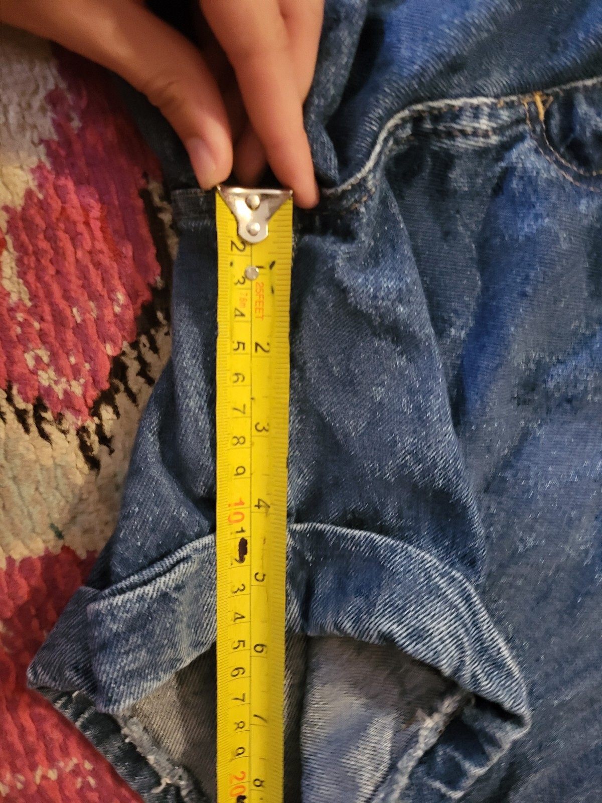 Vintage 1980s or 1990s Gitano jeanswear denim blue jean mom shorts cuffed