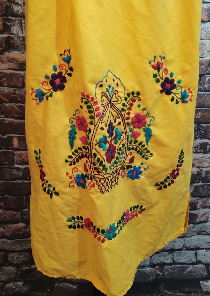VINTAGE HANDMADE MULTICOLOR EMBROIDERED FLORAL HAWAIIAN DRESS OR SHIRT YELLOW