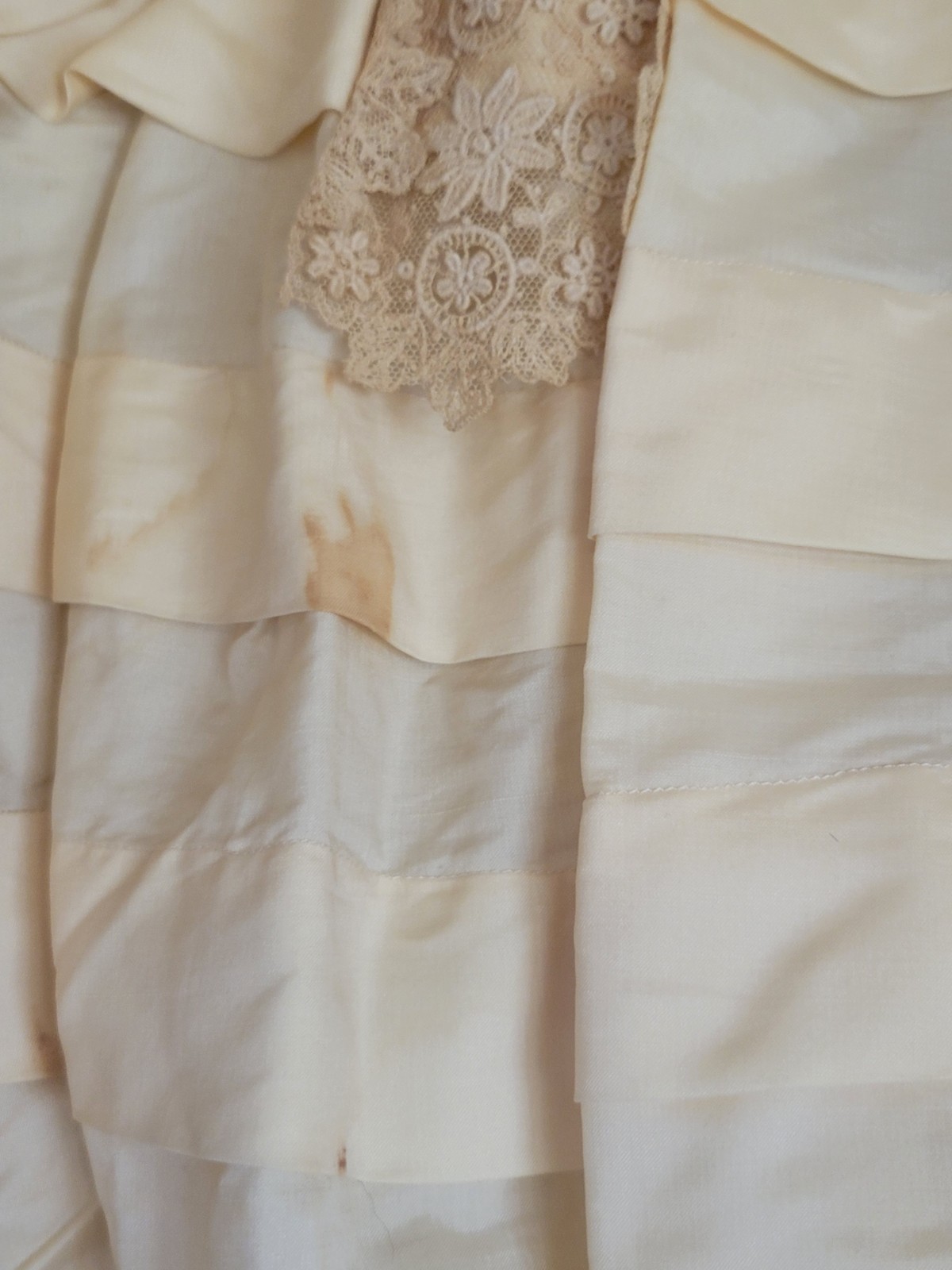 ANTIQUE EDWARDIAN BODICE TOP CREAM COLOR WITH LACE DETAILS AS IS COND XS