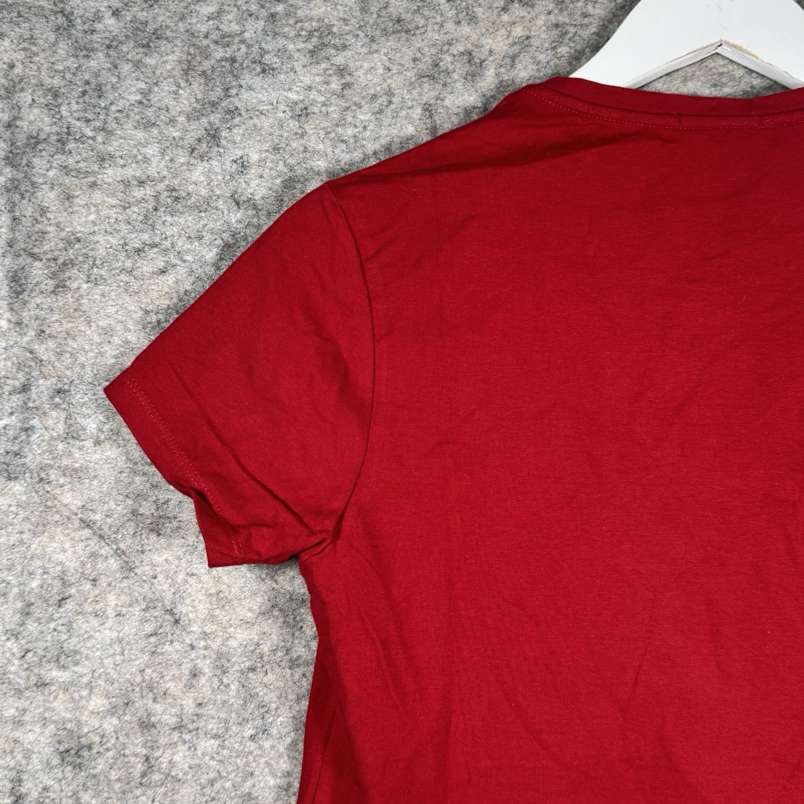 Vintage Y2K NWT Womens Versace Sport Logo Red Graphic T Shirt Size M 17×23