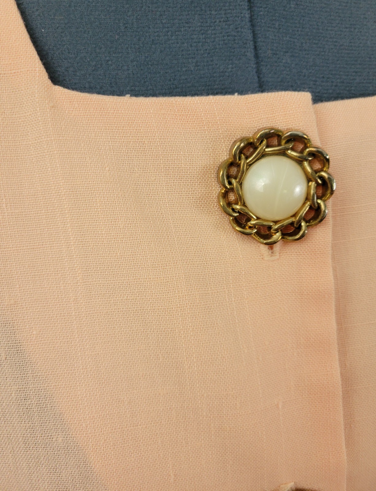 Vintage Peach Linen-Look Sheath Dress w Large Accent Buttons Size M?