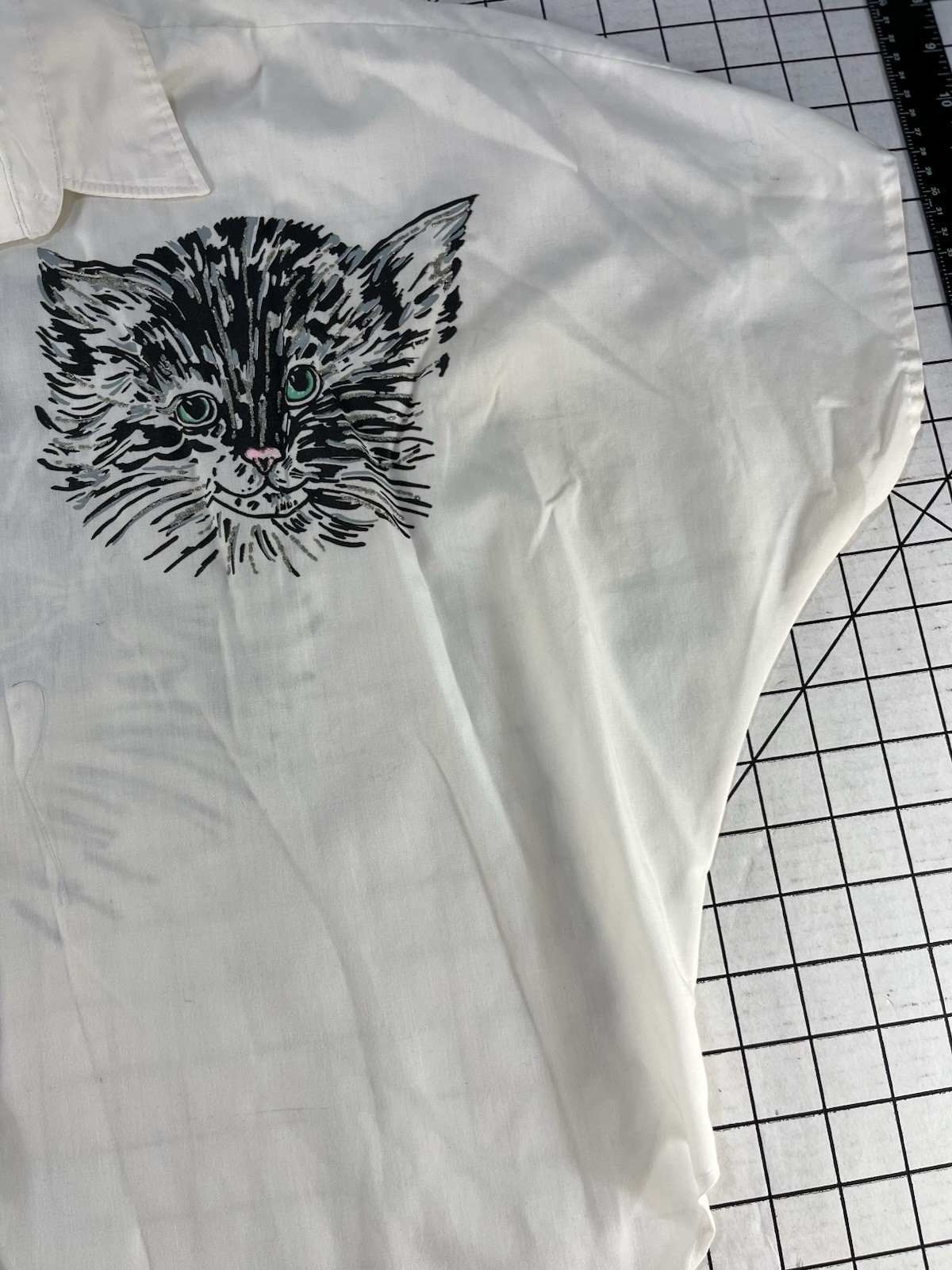 Vintage 80s 90s Kitten Cat Face Graphic Shirt White Oversized Dolman Sleeve L XL
