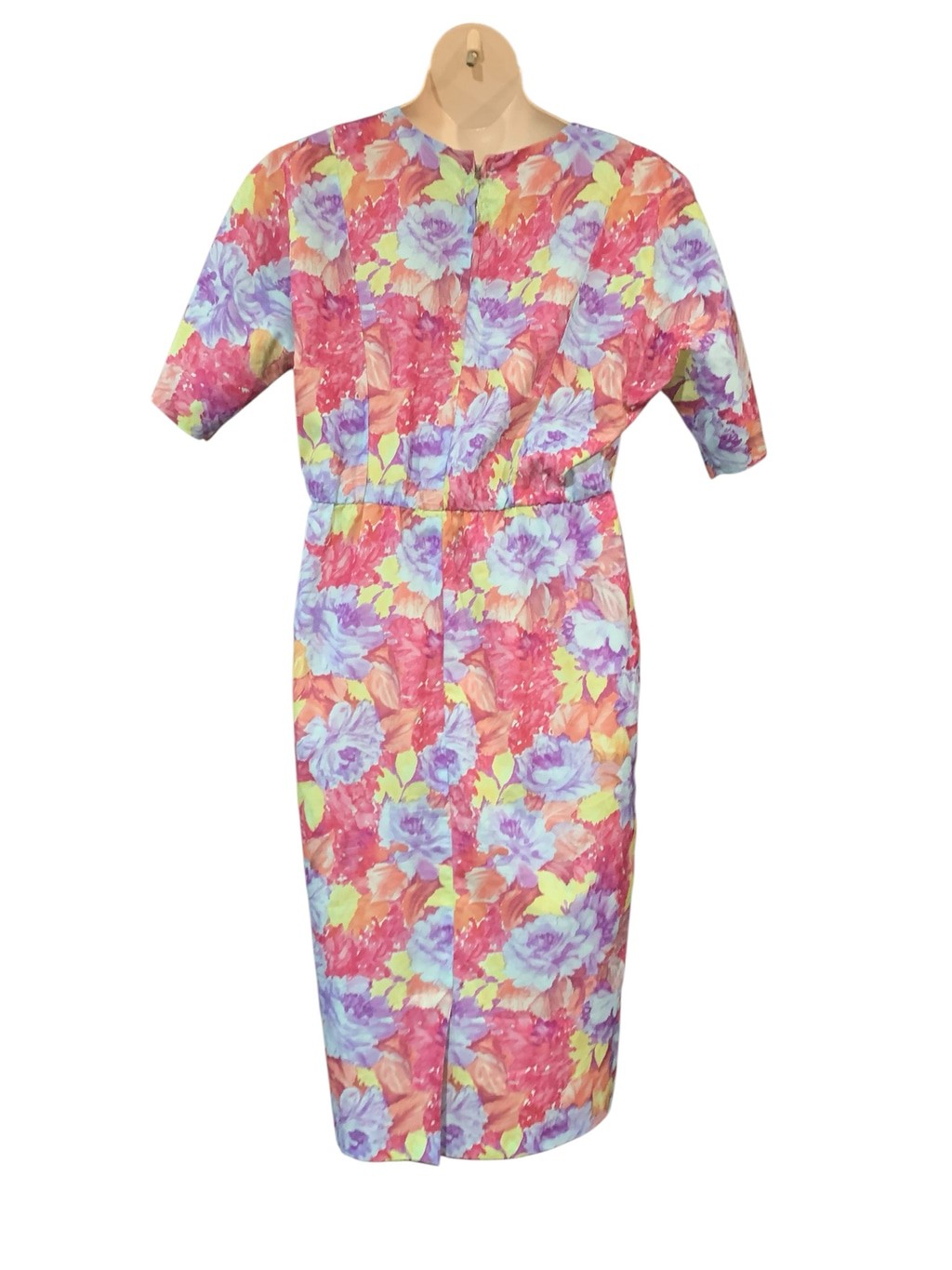 Vntg 60’s Women’s handmade Volup water color Floral Midi Dress, Pink and Purple