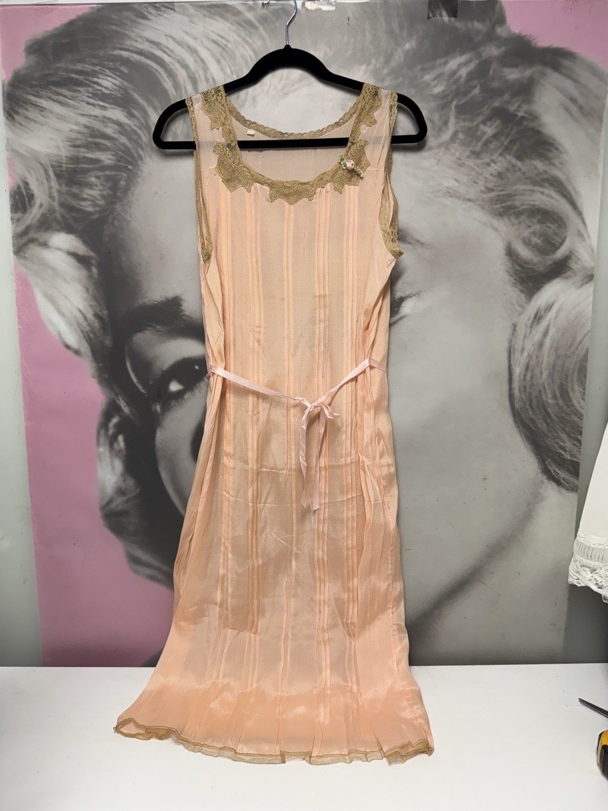 Vintage 1930s Peach Nightgown w Lace Trim & Ribbons, Lace Hollywood Glam Look