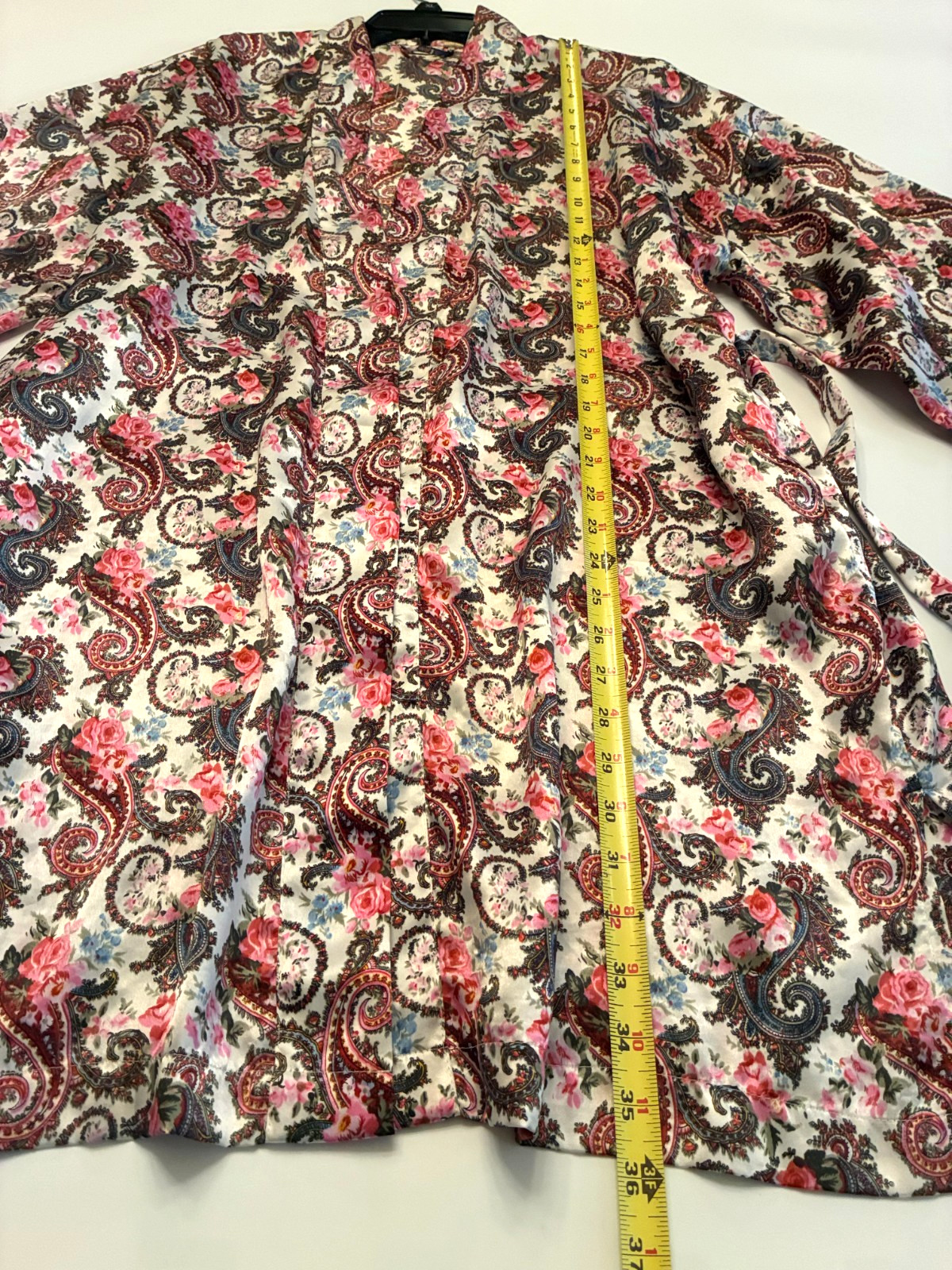 Vintage 80s SEDU PAISLEY SHORT ROBE One Size Large KIMONO Wrap Pink Sash Belted
