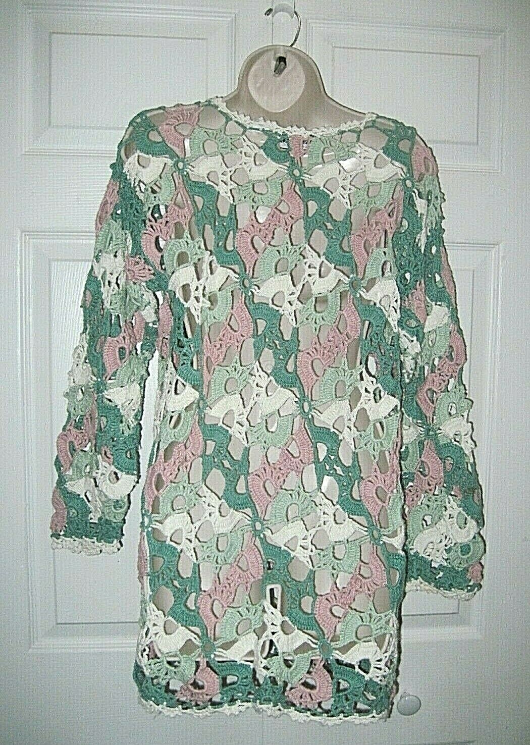 Contempo Women’s One Size Crochet Knit Top White Pink Green Long Sleeves