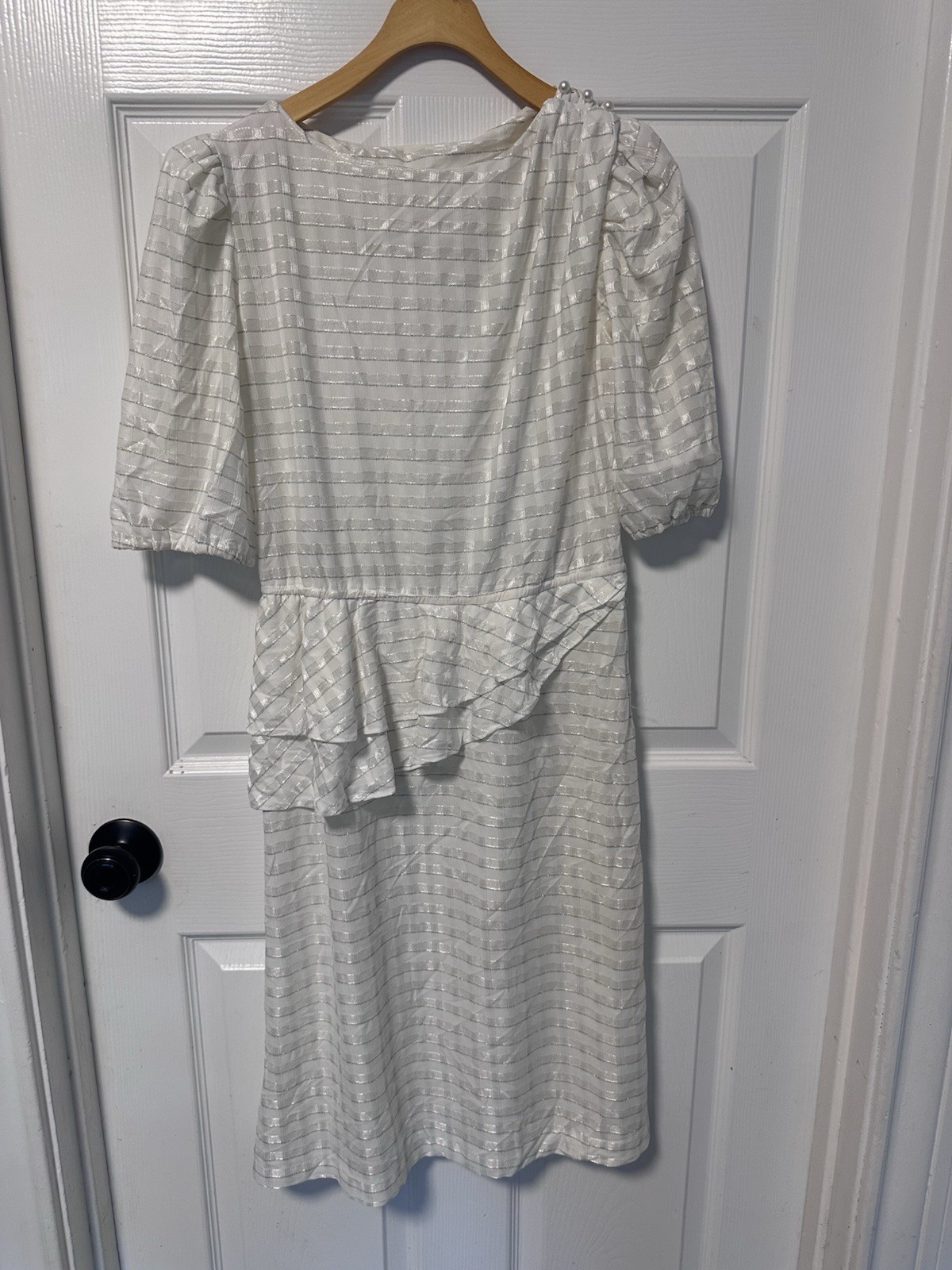 Vintage 1980s J.B. Express Women’s White And Metallic Silver Dress Size 10