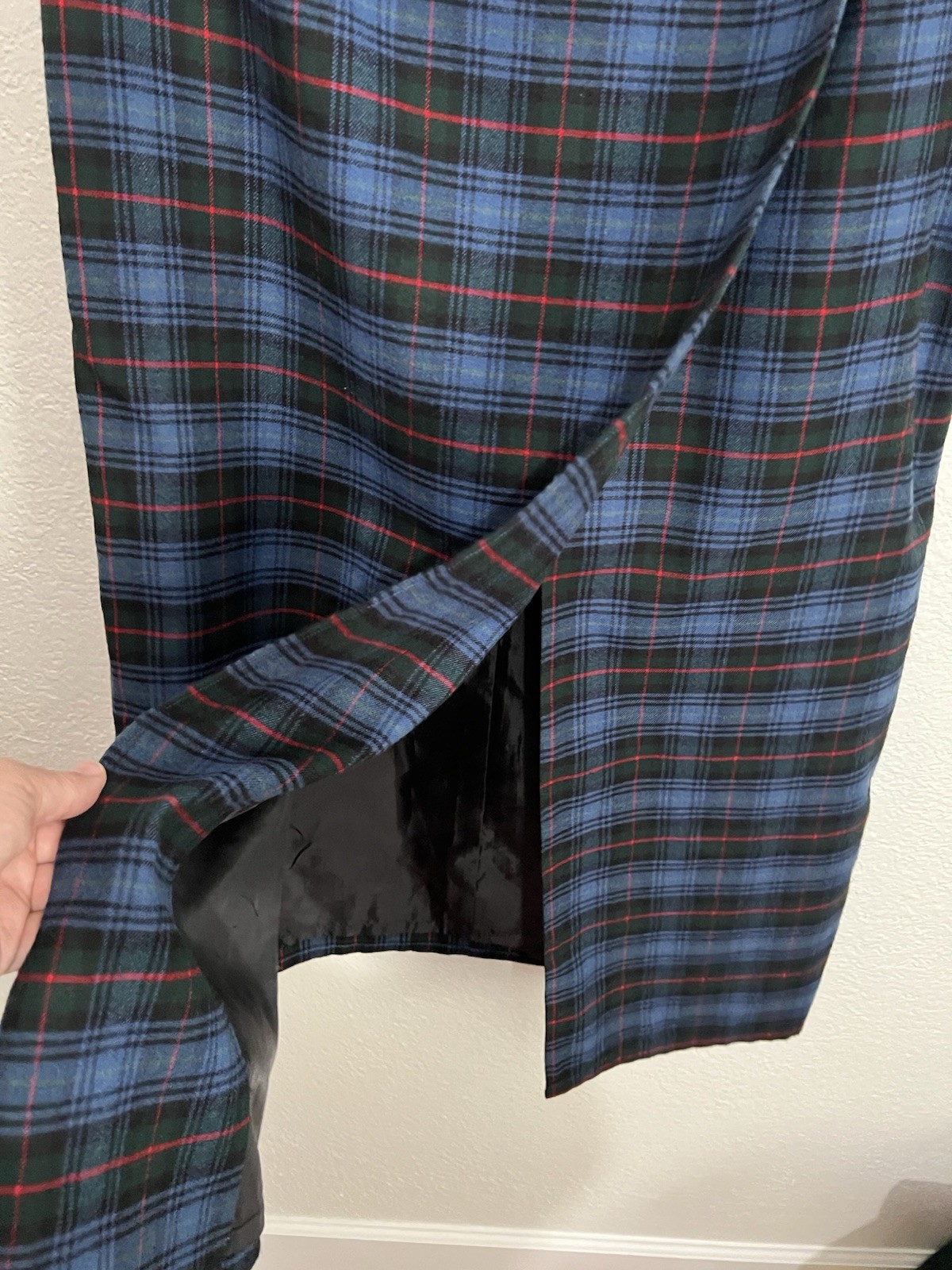 Crazy Horse Plaid Blue Red Tartan Midi Skirt Buckle Lined Highlander 12