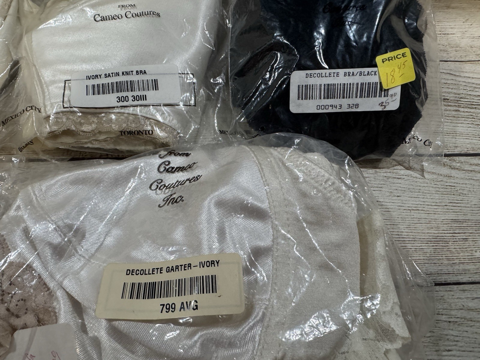 Lot of Vintage Lady Colesce Cameo Couture Lingerie Bras (9) Garters (3) GTubB8