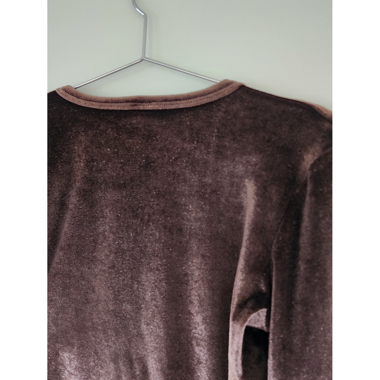 Vintage PASHU Long Sleeve Women Medium Brown Velvet Wrap Top Elegant Casual Luxe