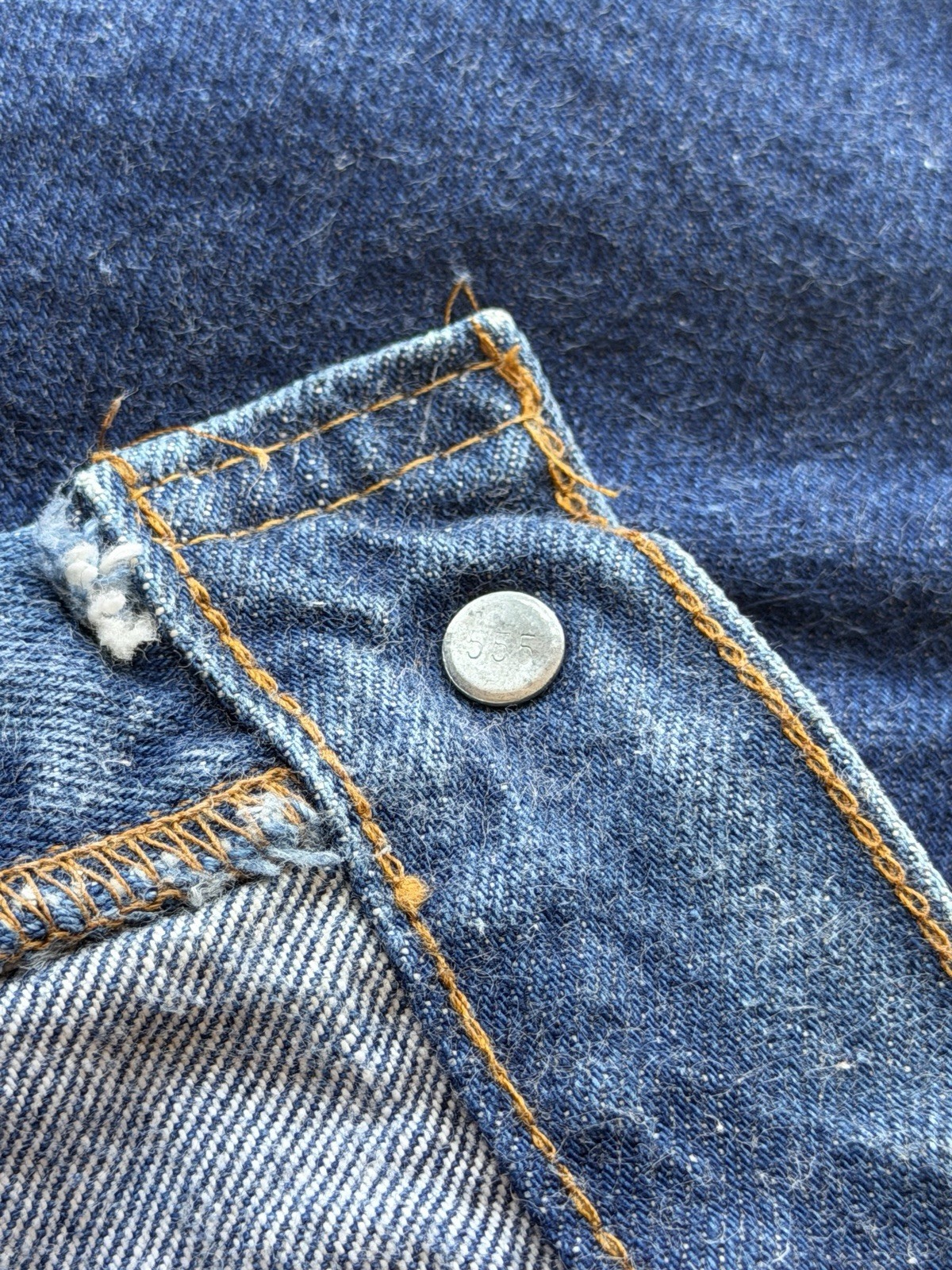 VTG 80s Levi’s 501 Redline Women’s Daisy Duke Cutoff Denim Shorts Size 28 Dark