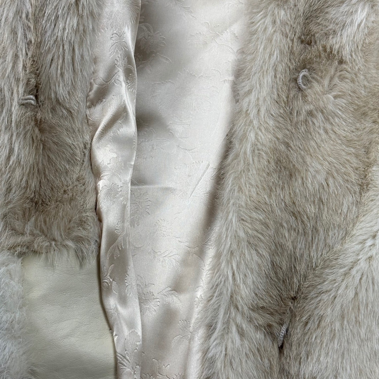 VTG Hillmoor New York Faux Fur Coat Cream Union Made in USA Mid Length Coat USA