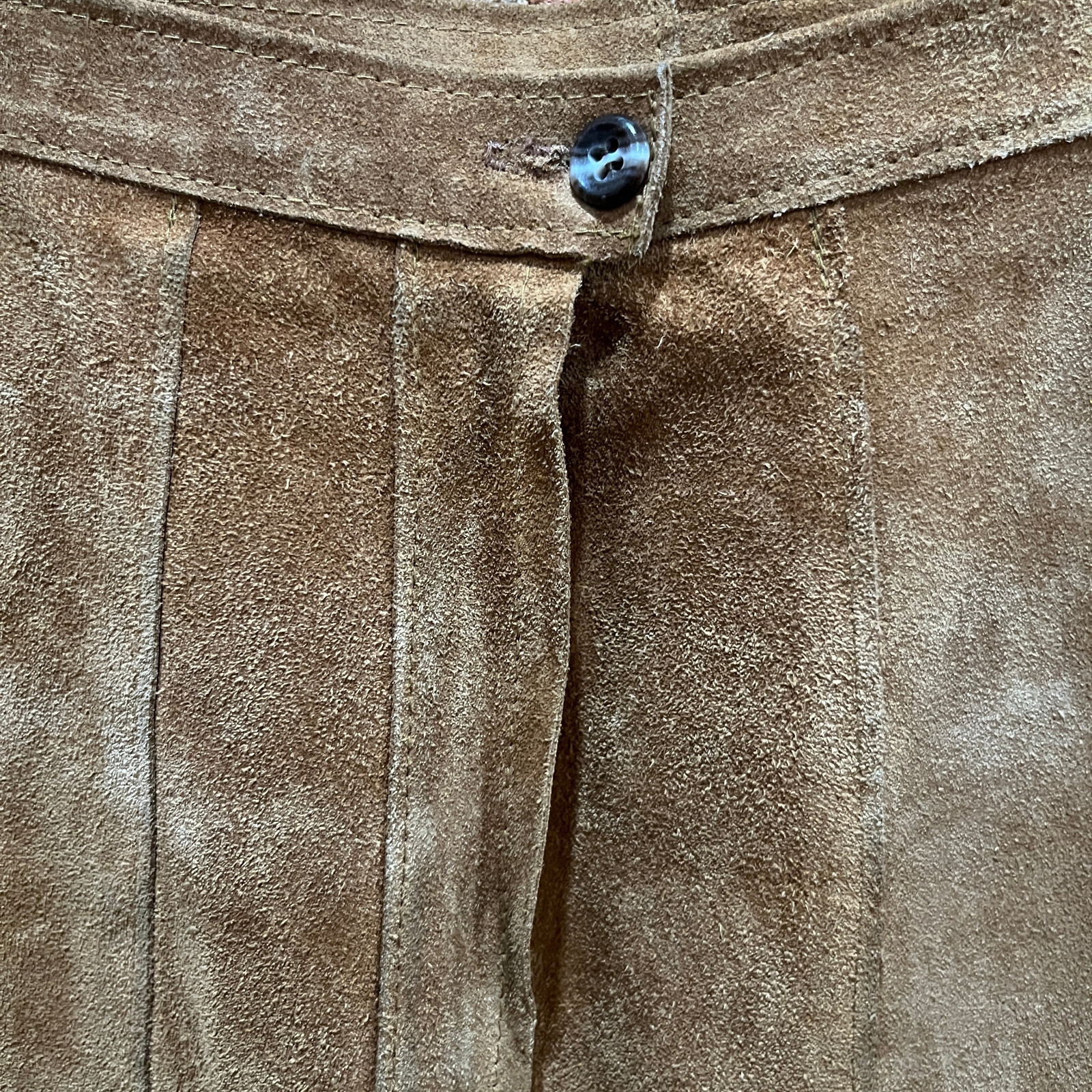 Vintage Western A-Line Cowgirl Festival Tan Suede Skirt Embossed Hem 28″ waist