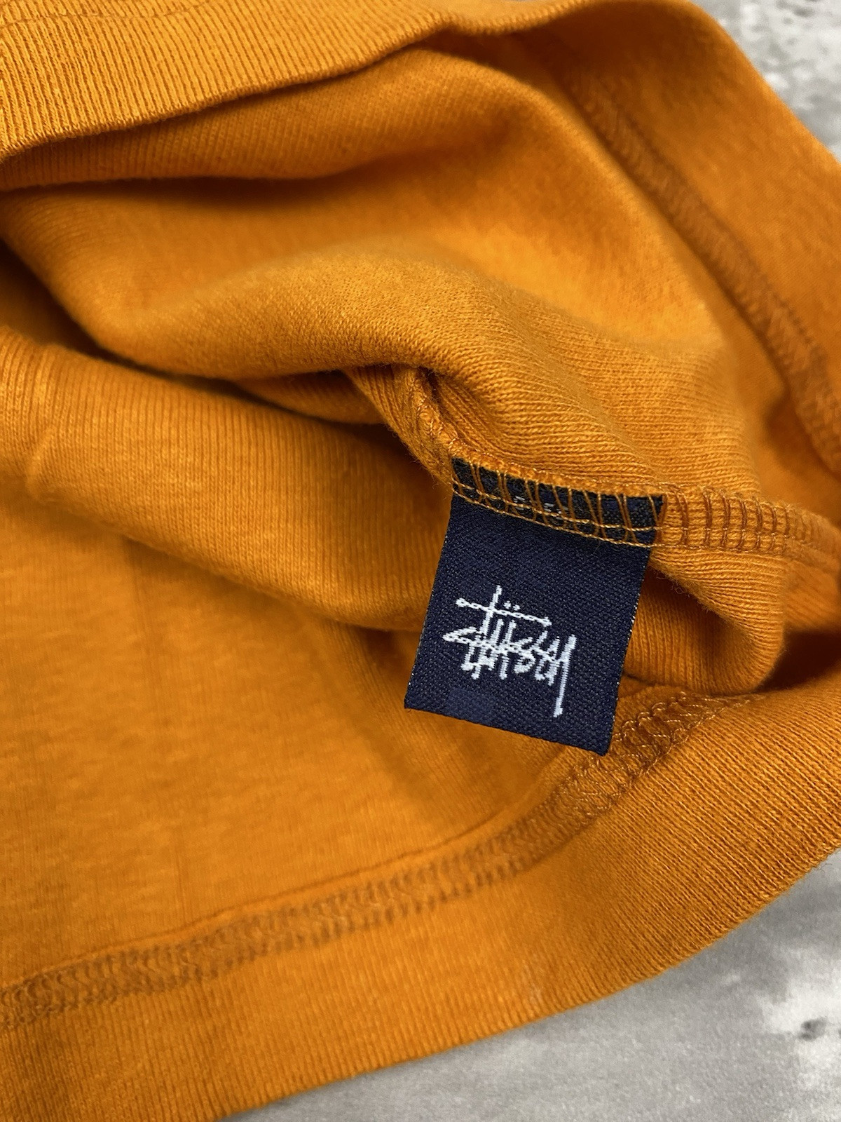 vintage STUSSY HEELS LOOKS GOOD FROM ANY ANGLE TANK TOP SHIRT WOMENS L Y2K 2000s