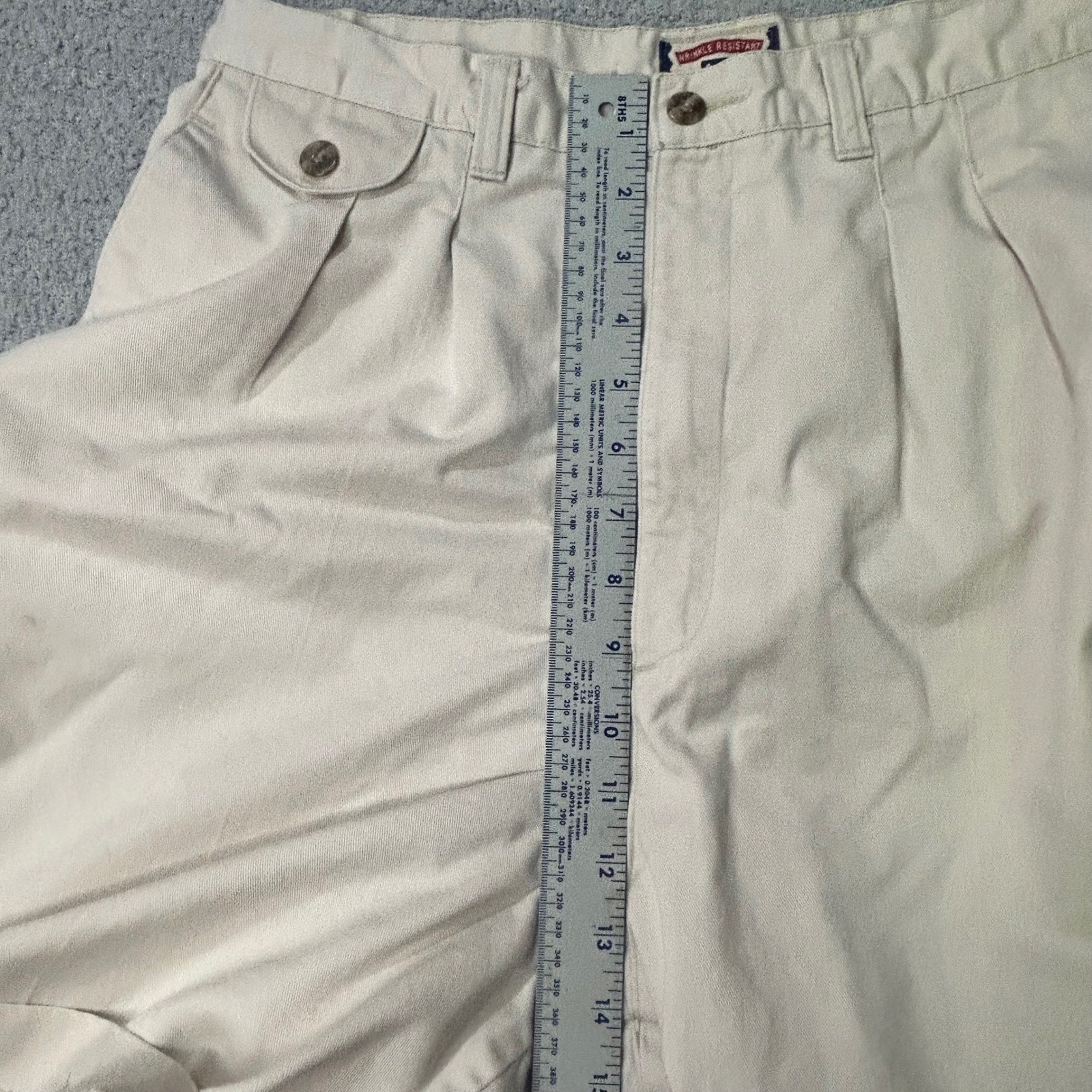 Lee Shorts Vintage 70s Bareback Ribcage High Waisted 16 MED Khaki Pleated