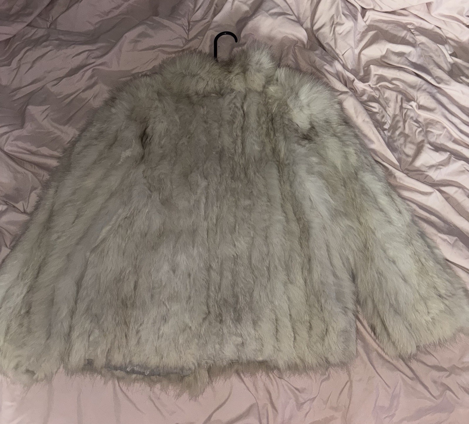 Saga Fox Women’s Ivory Fox Fur Coat Vintage Regular Size Stylish Outerwear