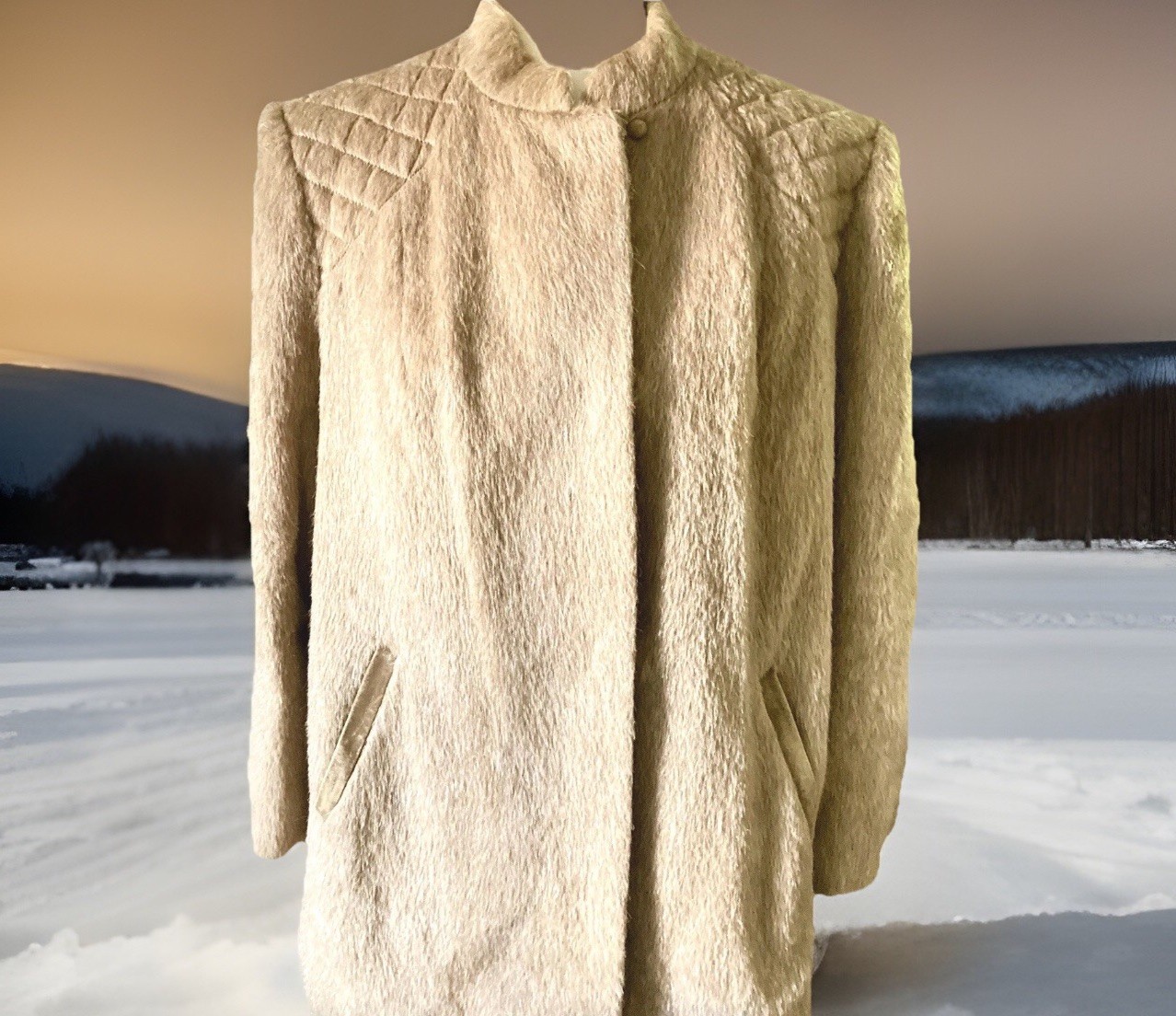 Vintage Women’s Alpaca Hair Coat Sz 42 West Germany Camel 1960’s Luxus Llama