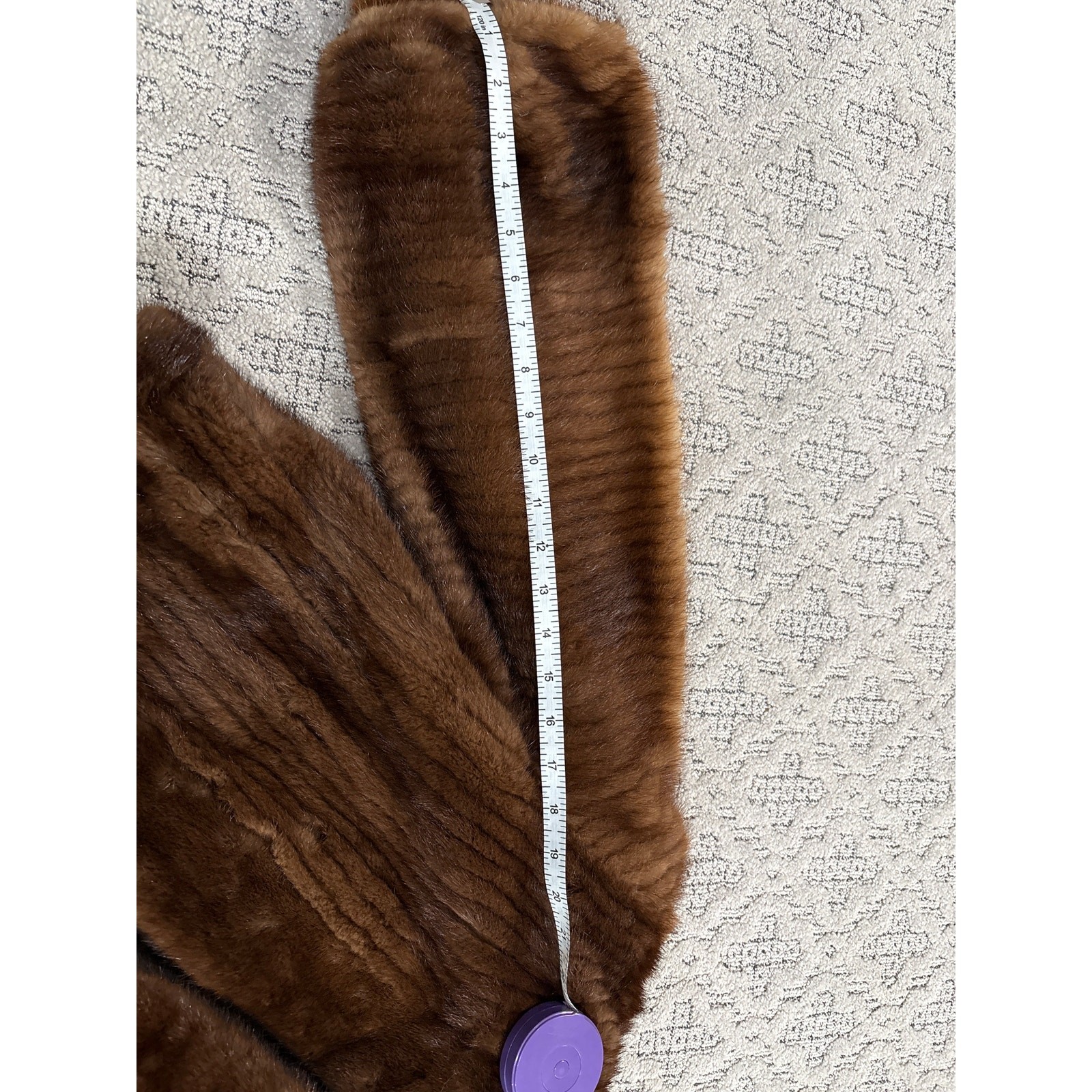 Vintage Luxe Brown Fur Coat – Short Length – Small/XS