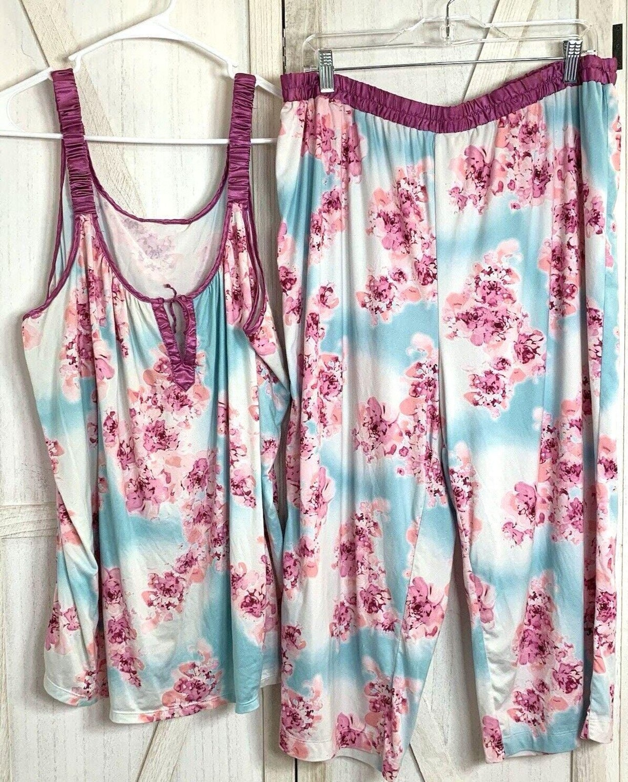 Avon Intimates 2-Pc Silky Satiny Pajama Set 1X Pink White Floral VTG 90s
