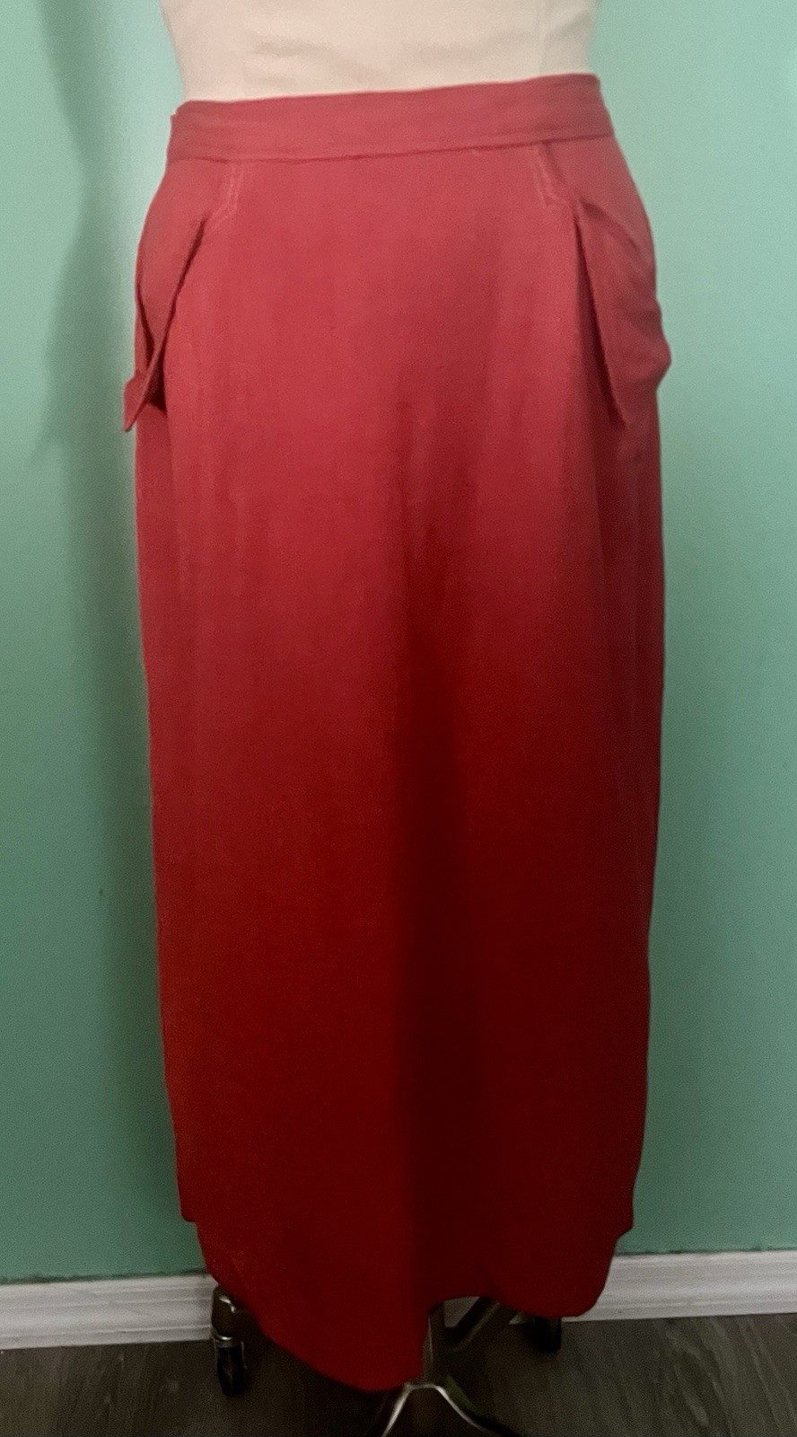 Vintage 1960s Red Linen Secretary Wiggle Skirt With Pockets No Label
