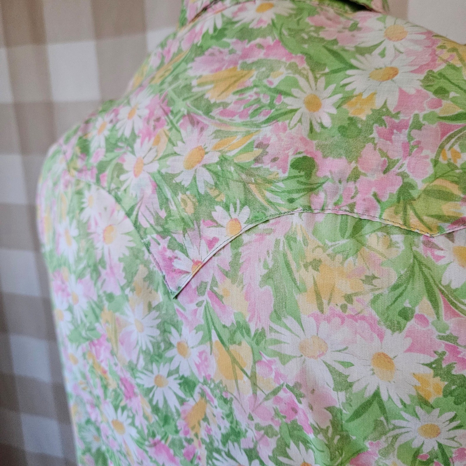 Vtg 70s KARMAN Western Floral Pearl Snap Ruffle Tuxedo Bib Front Cowgirl Shirt S