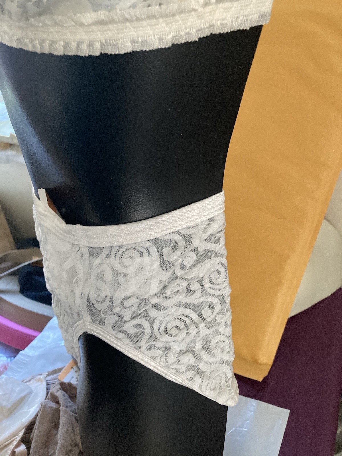 Vanity Fair Panties Cafe Au Lait, White Semi Sheer Lace Hi Cut Briefs Vtg New