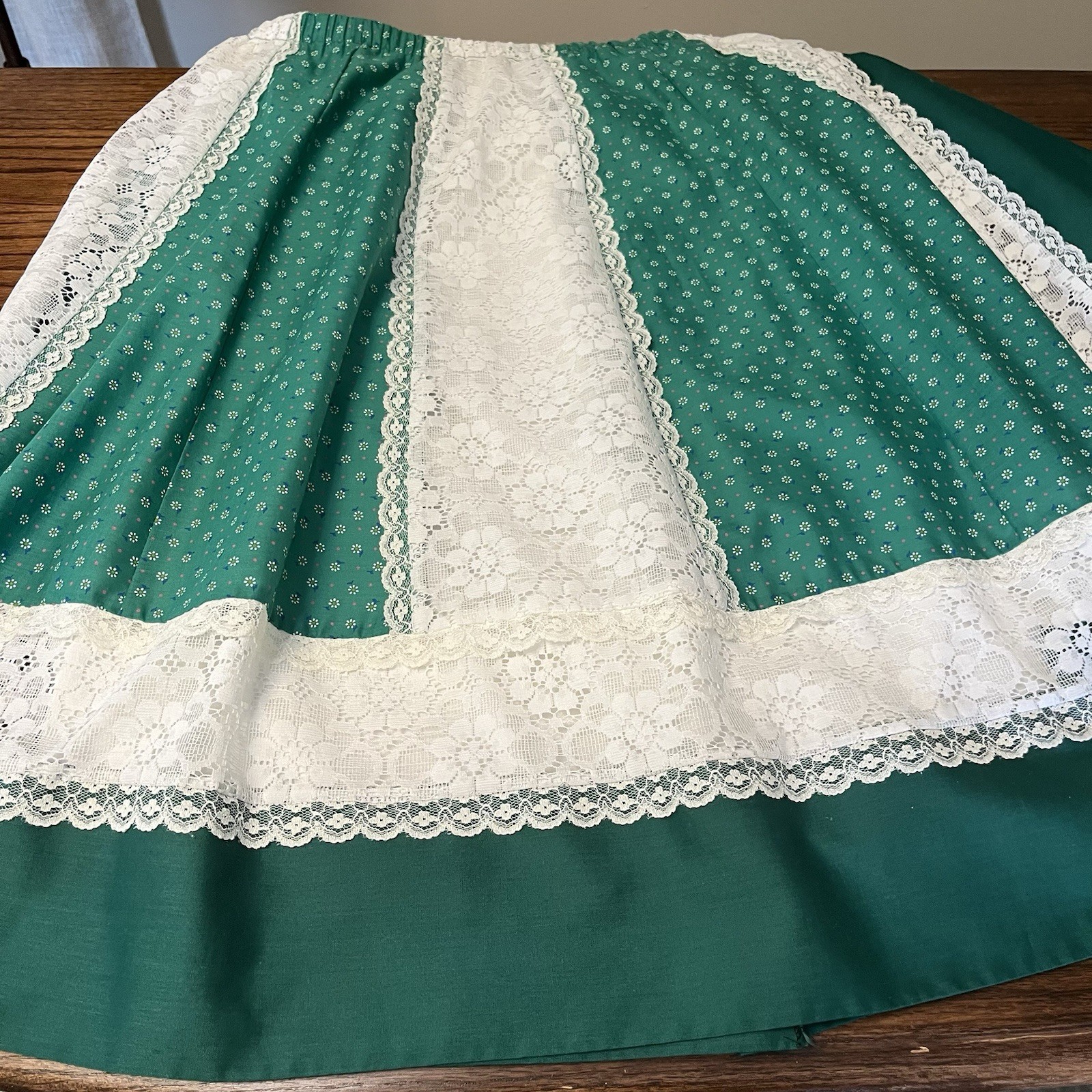 Vtg Carefree Fashions Lace Floral Panel Skirt Cottagecore Boho Peasant Prairie