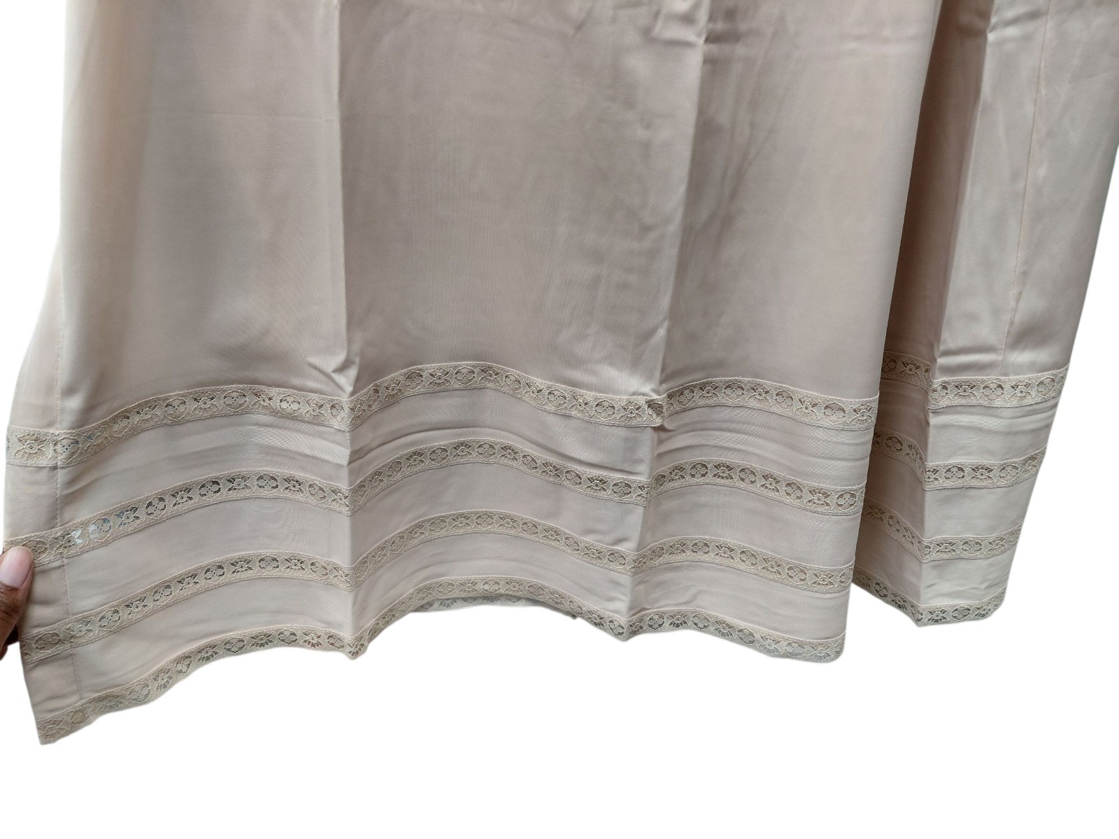 Vintage Full Length Snip It Feature Skirt Sizes, Medium, Large And Petite