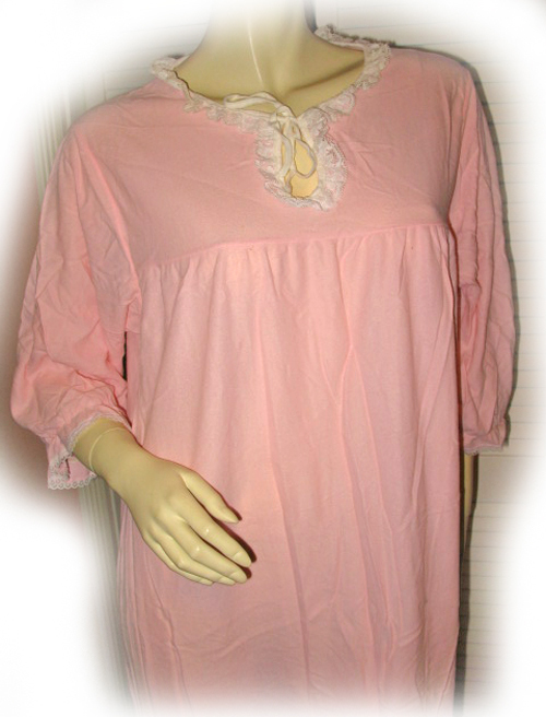 Vintage Womens Pink Sleepwear Nightgown Nightdress Nighty Grannycore Grandmacore