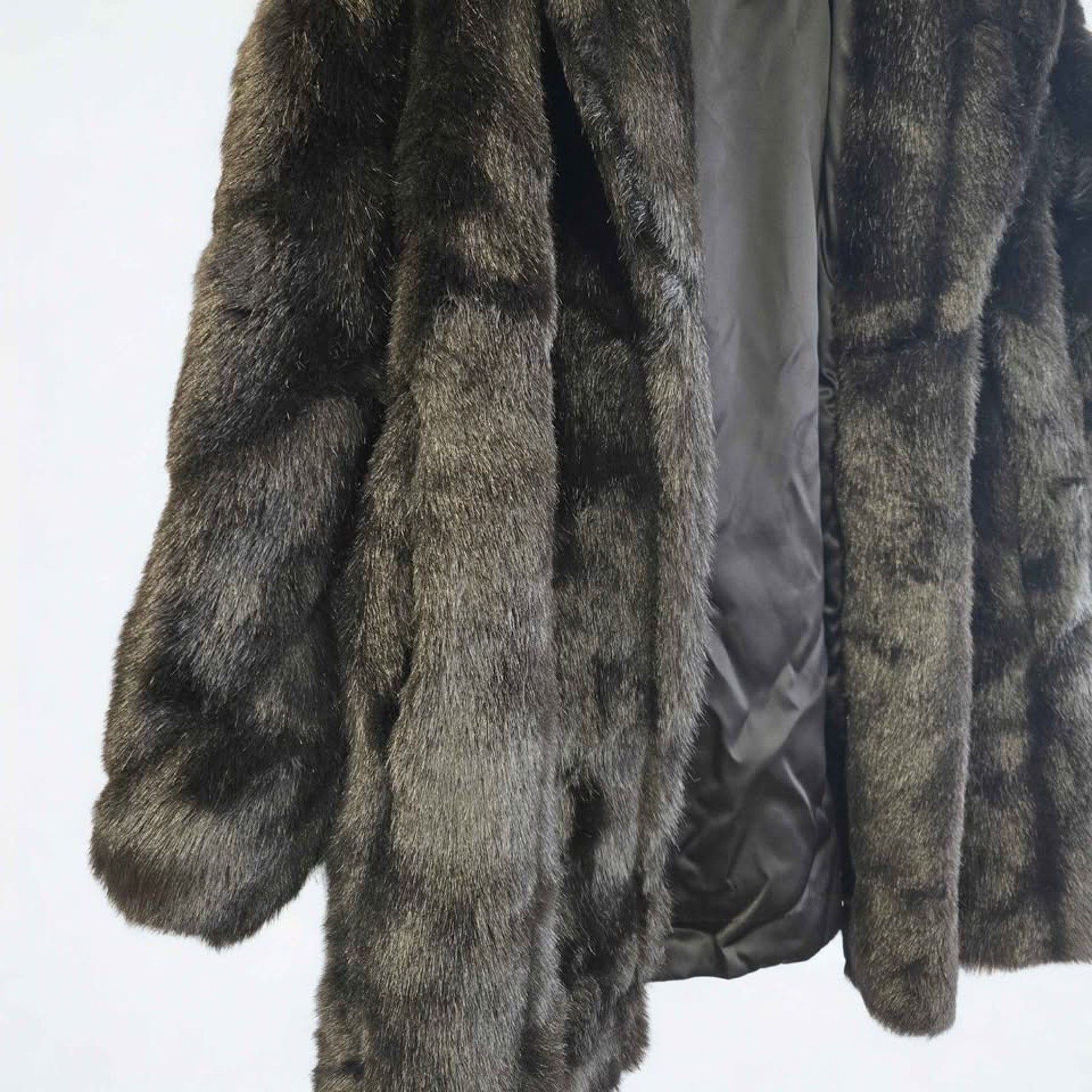Monterey Fashions Faux Fur Glamour Mob Wife Winter Coat Brown Large