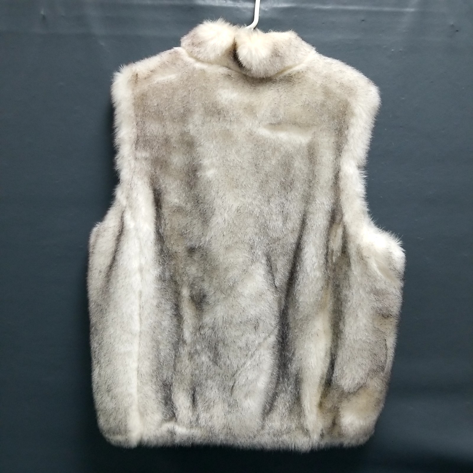 VTG Donna Salyers Fabulous Furs For Animal Lovers Gray Faux Fur Vest Sz Large