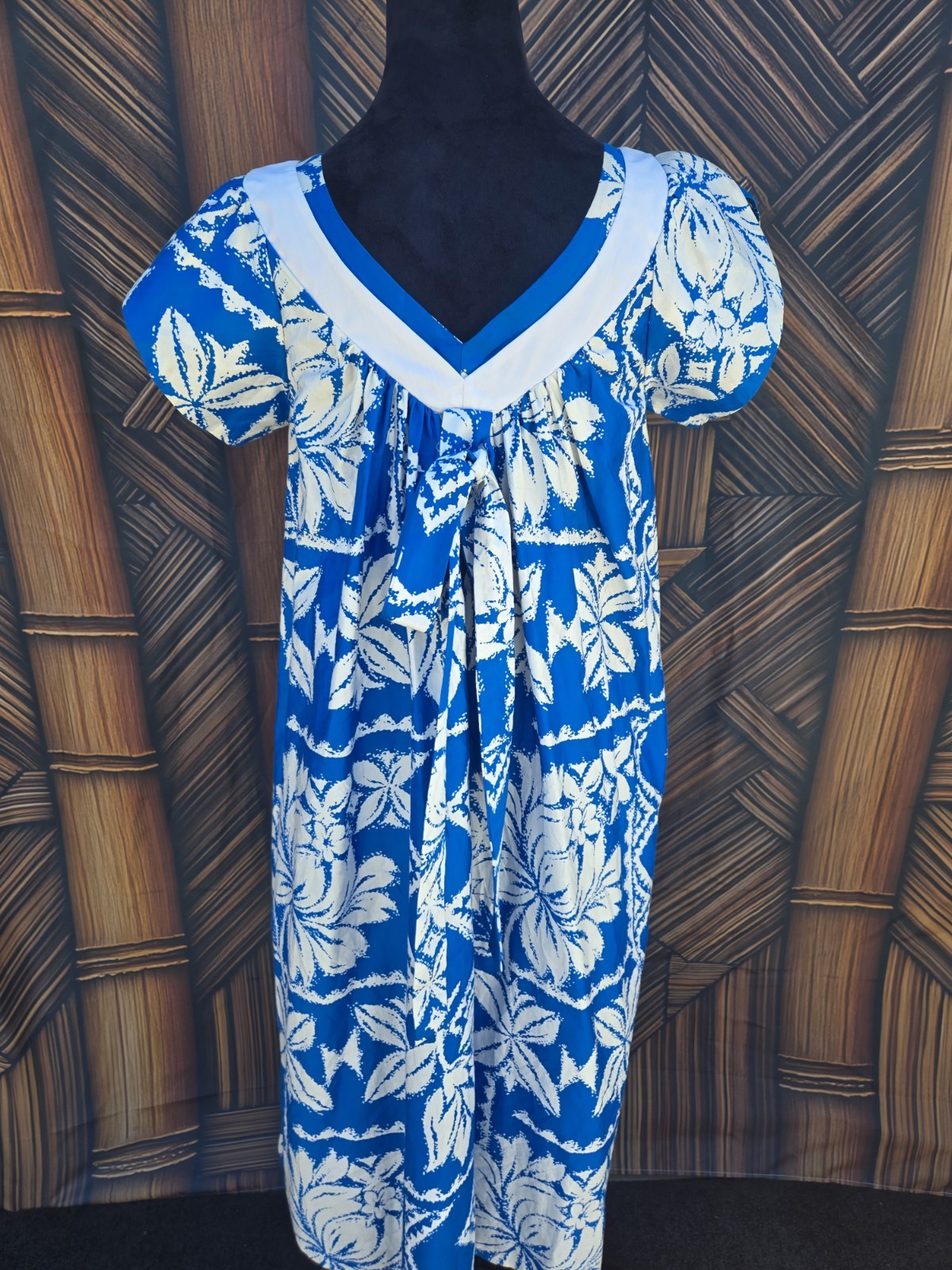 Vintage Waltah Clarke’s Hawaiian Muu Muu Aloha Dress w6031