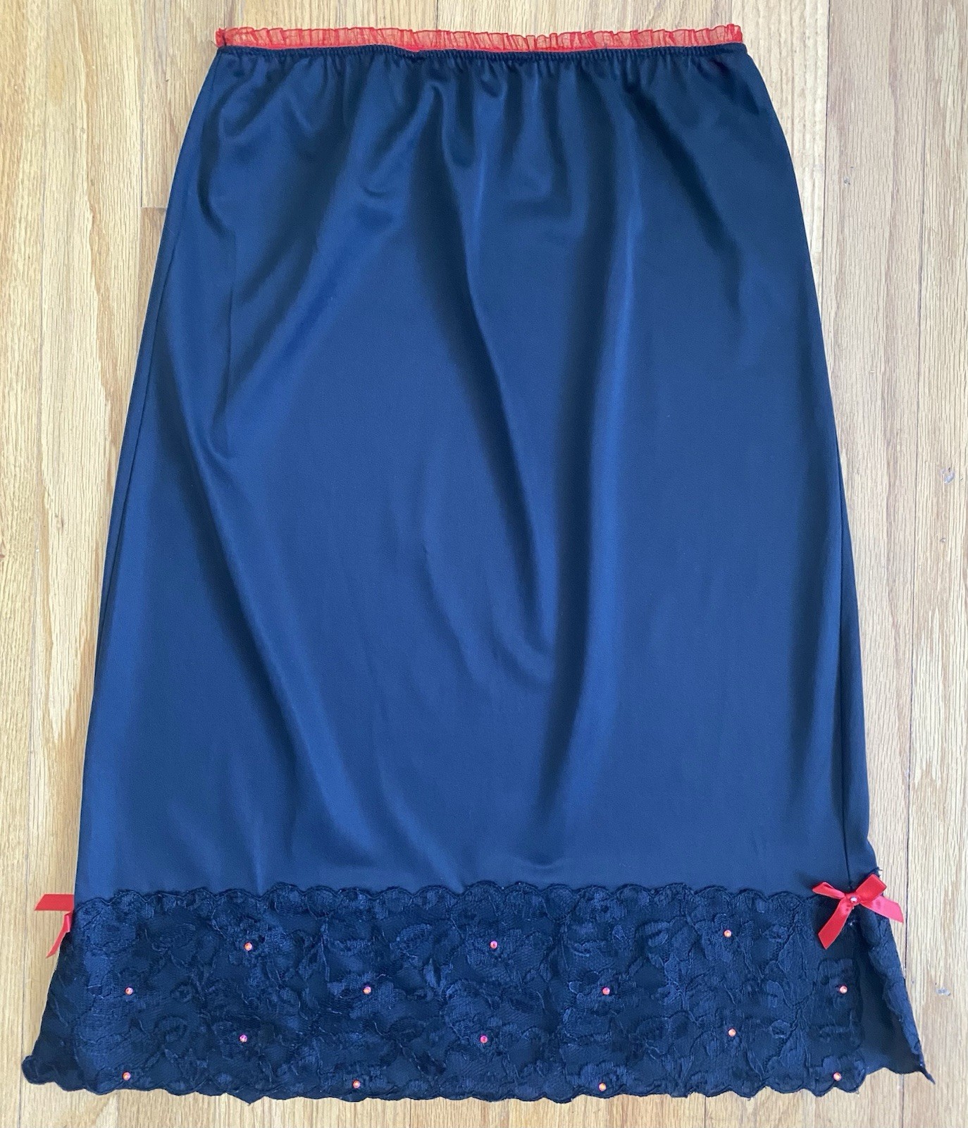 Vintage 60s Embellished Nylon Half Slip *Medium* BLACK Red Side Split Lace Slip