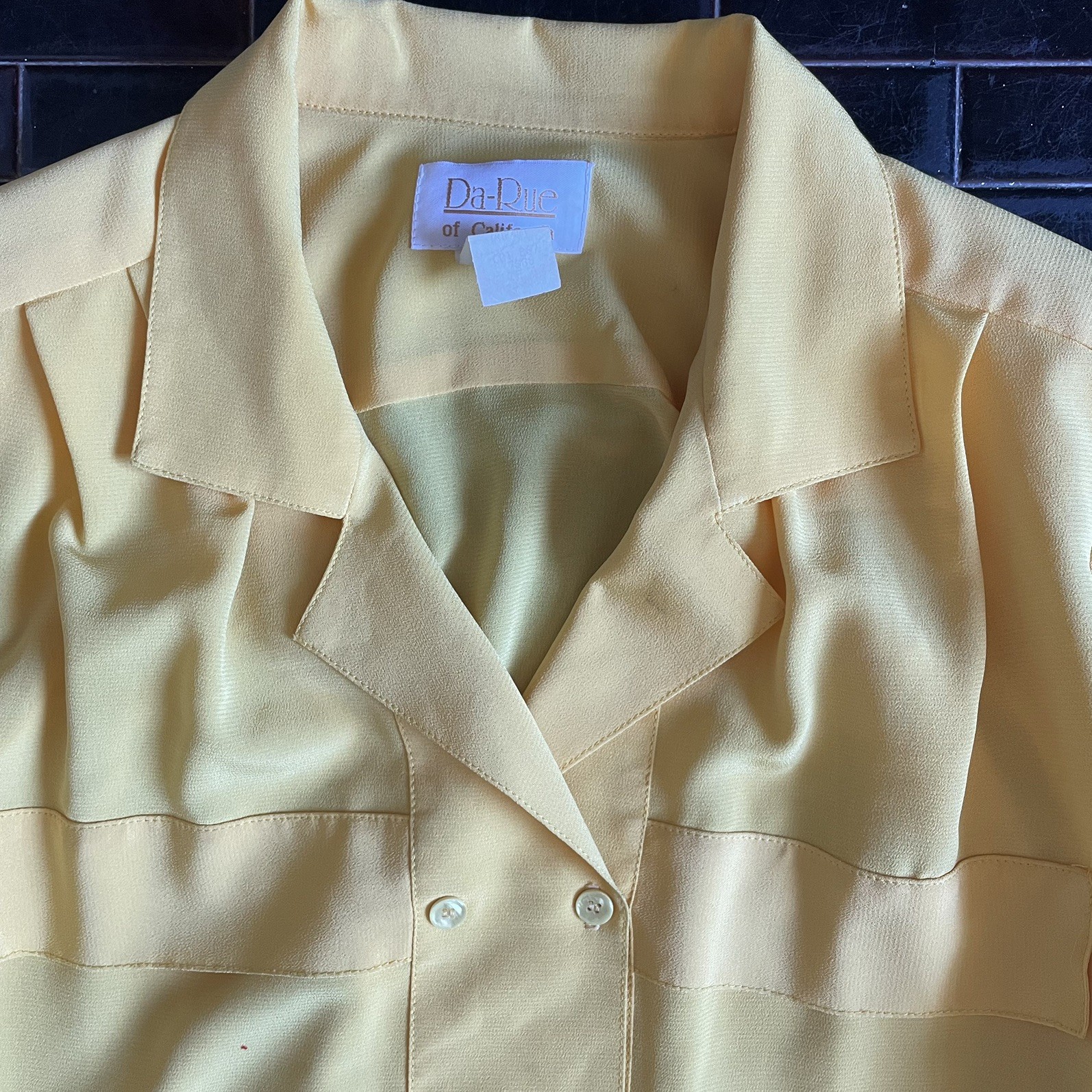 Da-Rue of California 80s Yellow Polyester Button Shirt Womens 12 Vintage