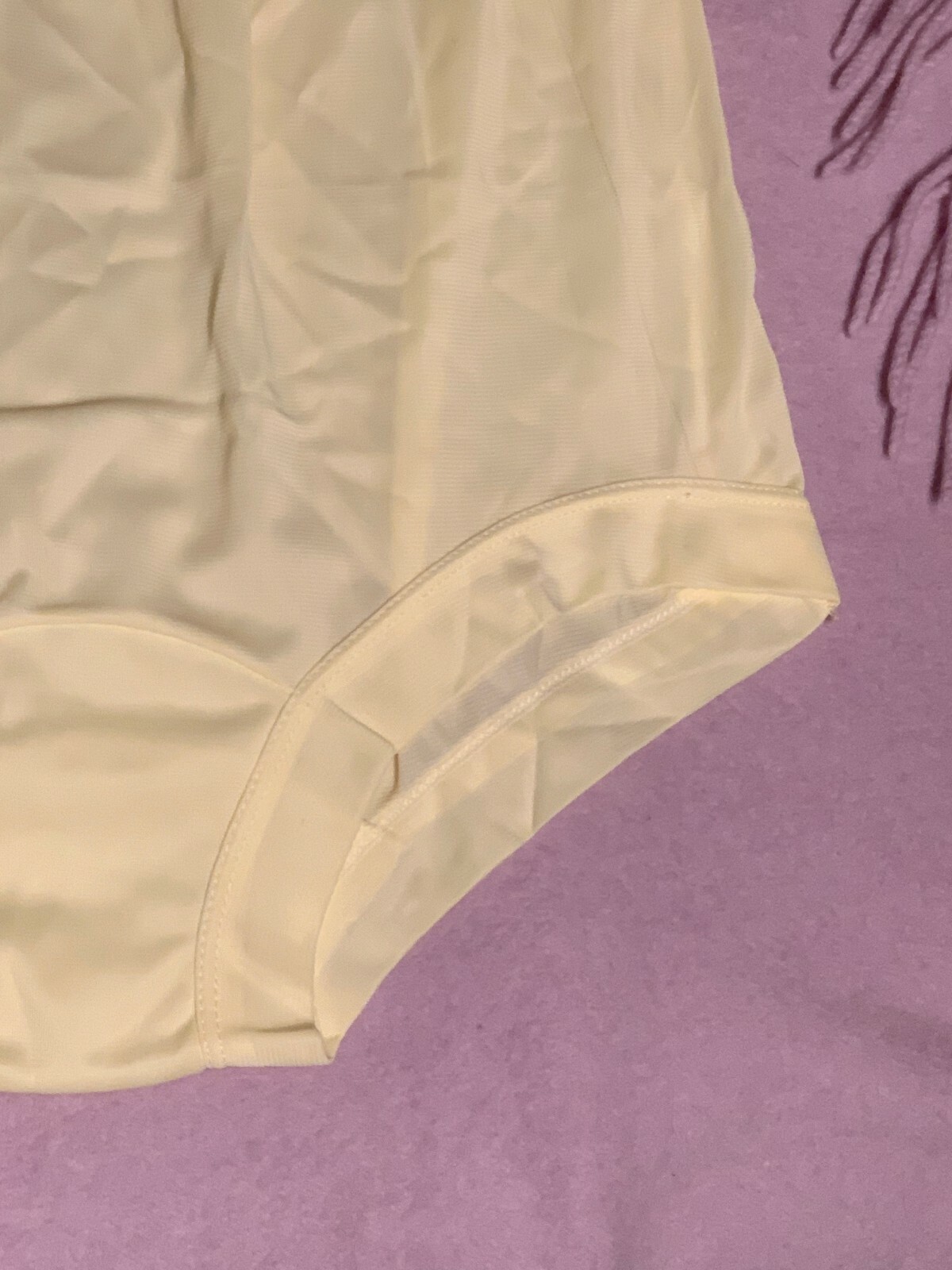 VINTAGE 1950’s NYLCREST YELLOW FULL BRIEF PANTIES ~ 100% ACETATE ~ Vintage NWT