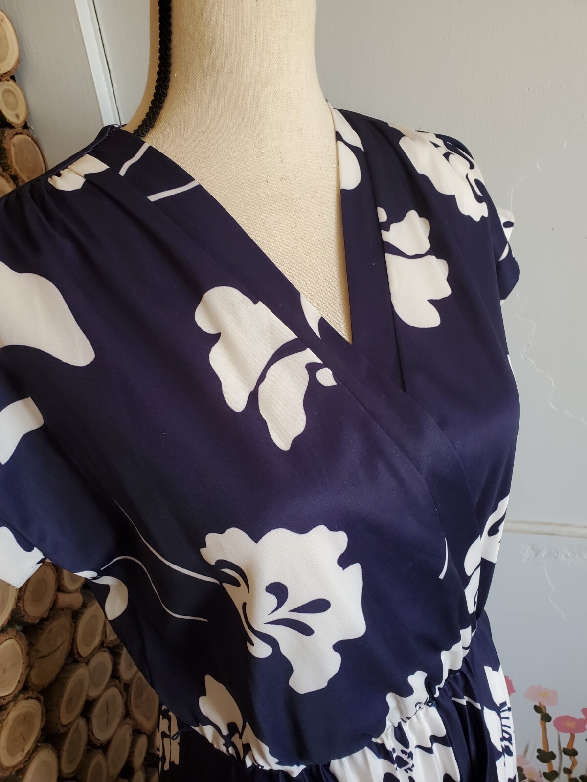 Tabby of California Vintage Retro Navy Blue Hawaiian Floral Pleated Dress 10