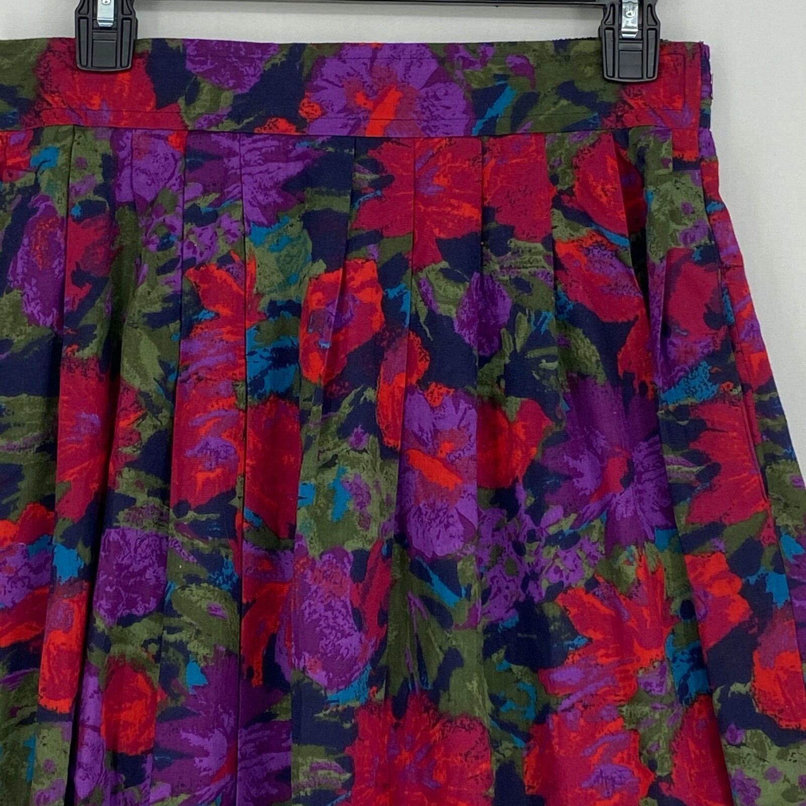 Katie Brooks Vintage Size 14 Fits Like 10 Midi Skirt Red Purple Floral Pleated