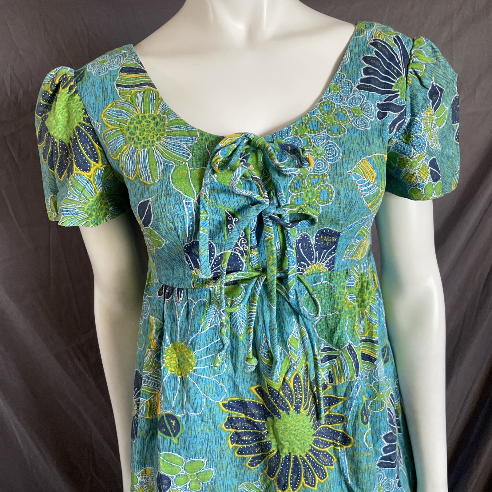 Liberty House Hawaii 1960s Barkcloth Teal Blue Floral Hibiscus Print Dress S/M