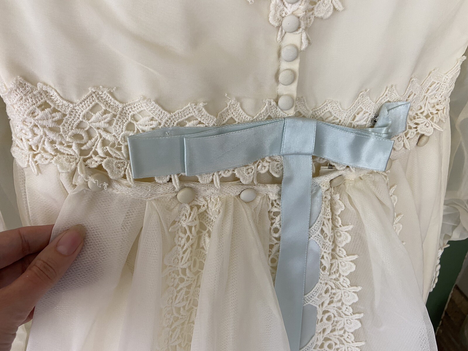 1960s VTG Edythe Vincent Alfred Angelo Lace Long Sleeve Wedding Dress Train Blue