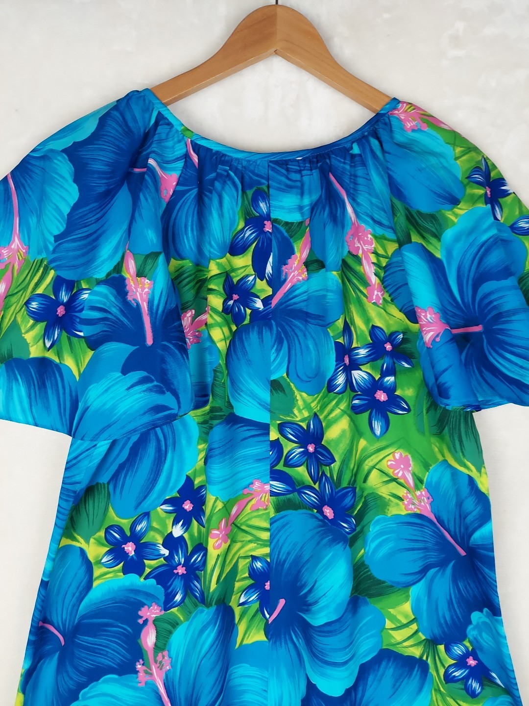 VTG 60/70s Pomare Tahiti Maxi Dress Floral Festival Boho Hippie Psychedelic Mumu