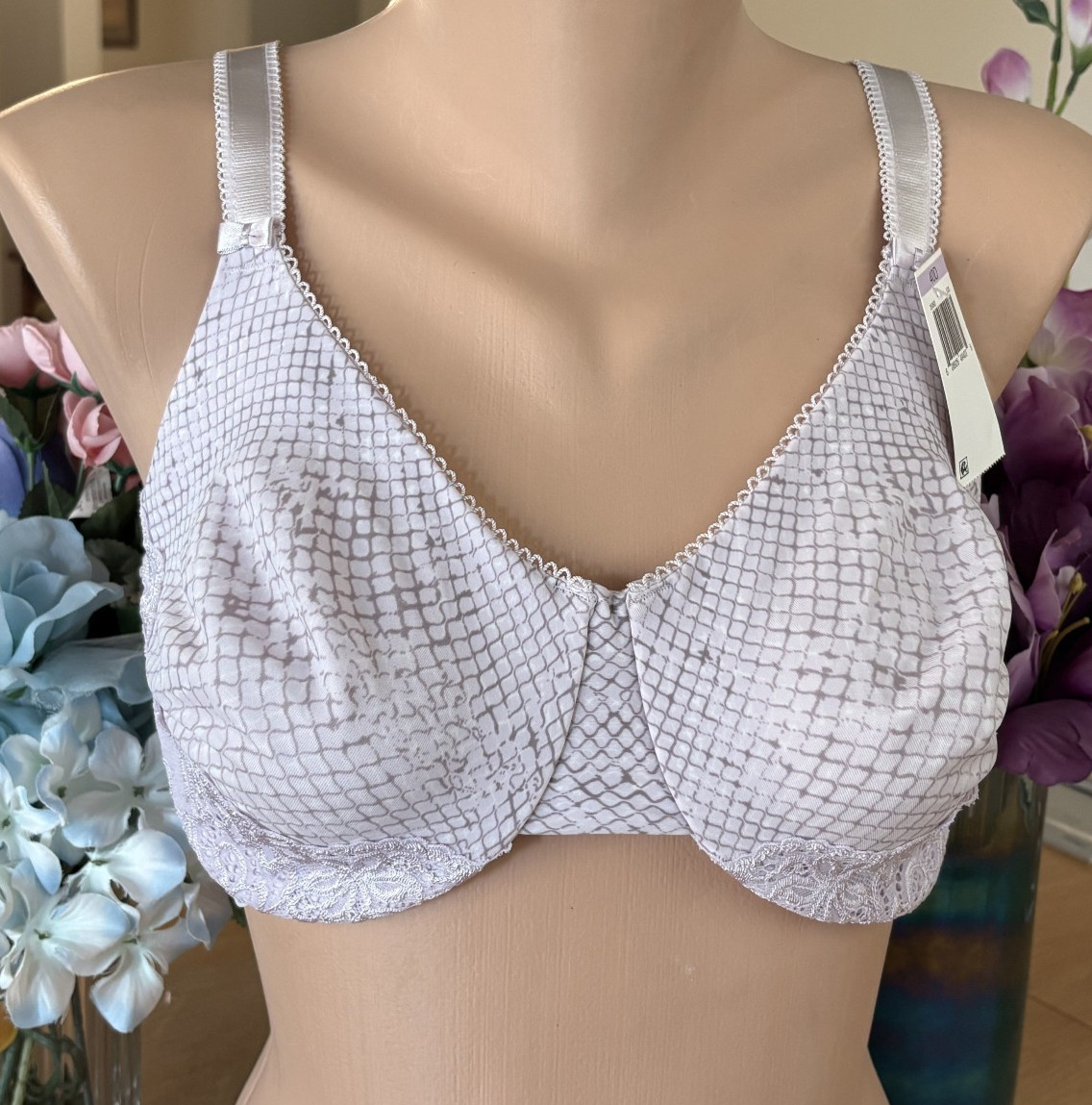 OLGA 40D Pinkish Lattice Luxury Lift Full Figure Molded Underwire Bra #35063 NWT