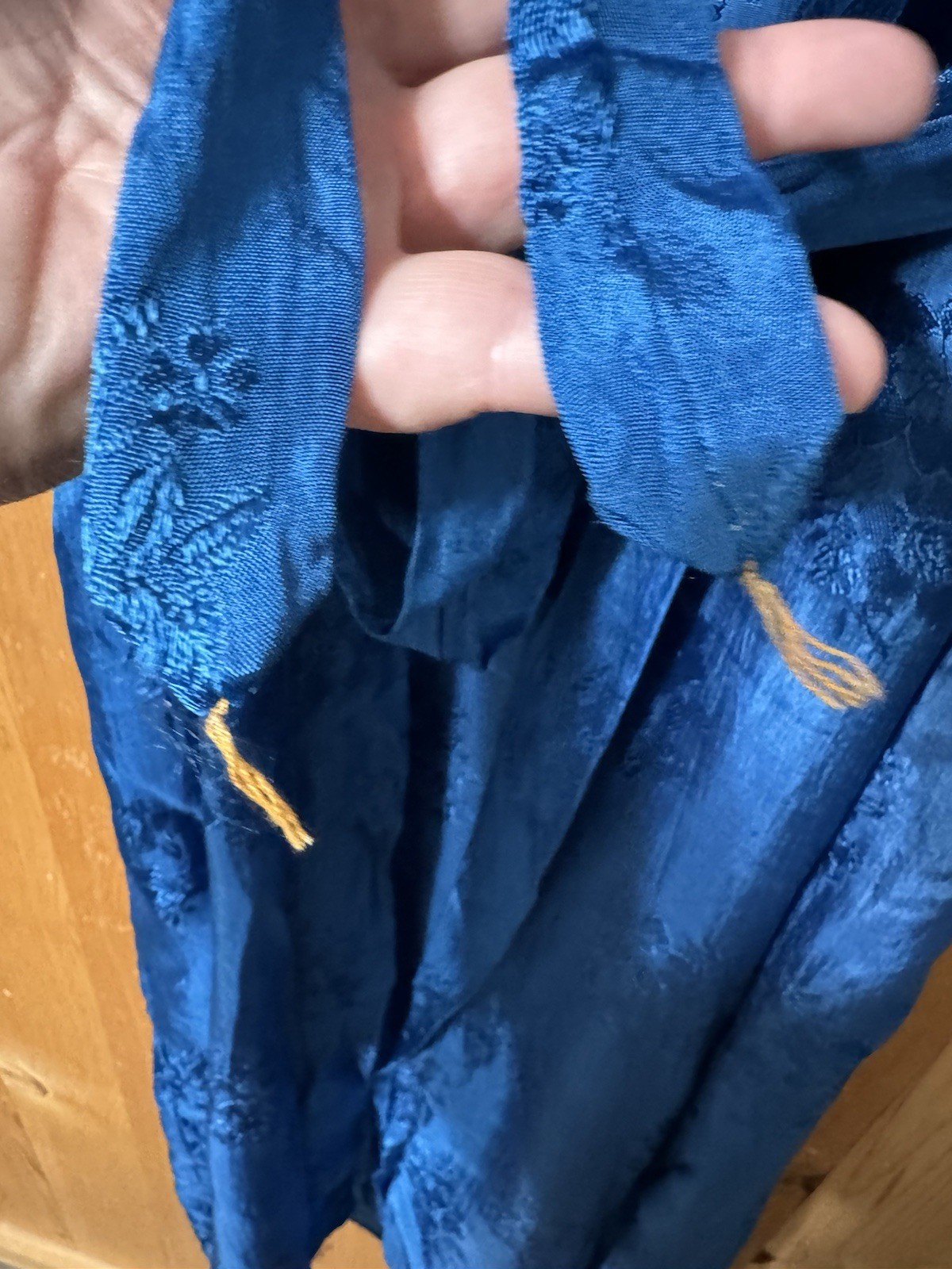 VTG Royal Blue Silk Embroidered Silk Robe Unisex Large Chest 44” Waist 48”