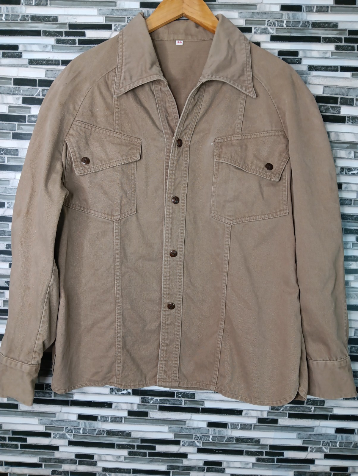 Caribou Vintage Shirt Jacket 44 Canadian Khaki Shacket Cotton Brass Snaps Pocket