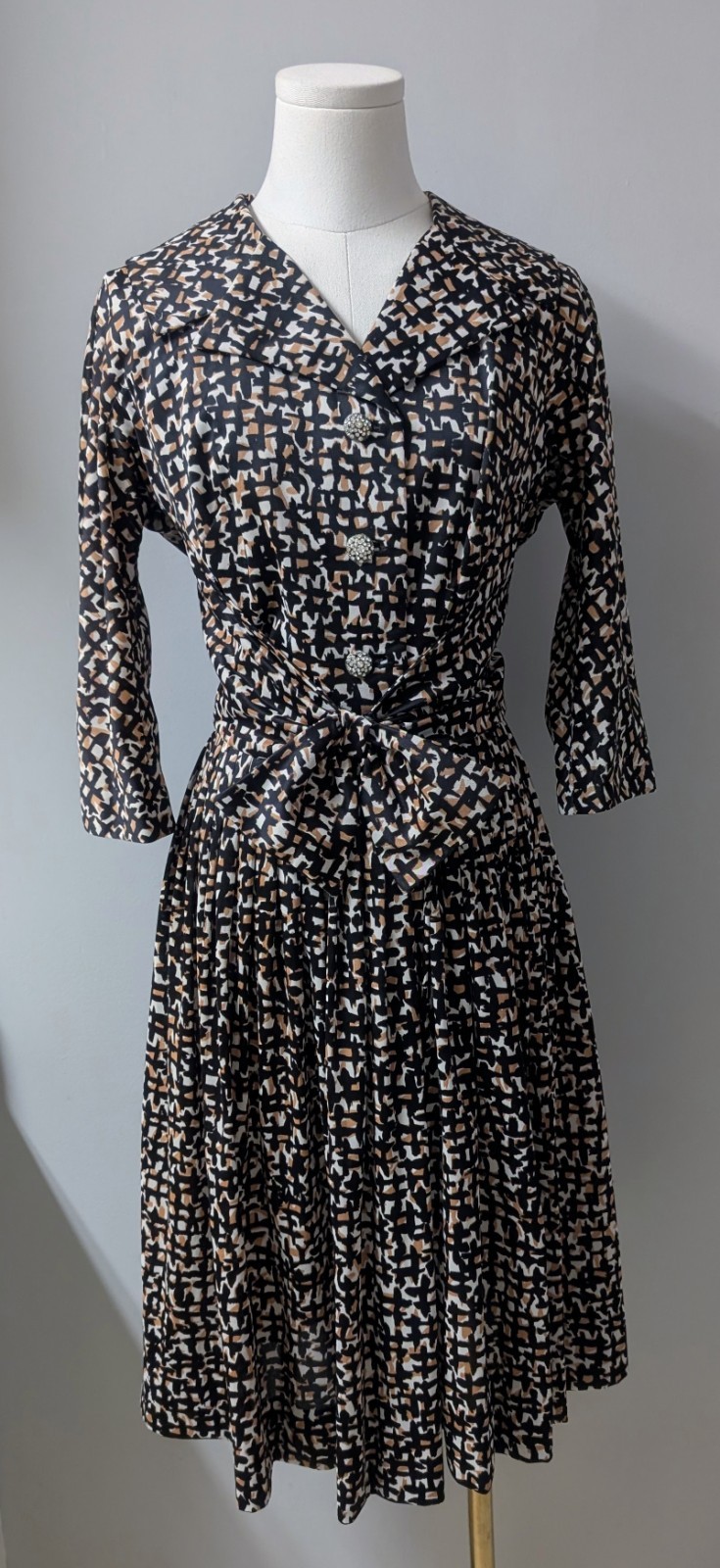 Vintage 60’s Geometric Nylon Jersey Pleated Dress Attached Front Bow S/M