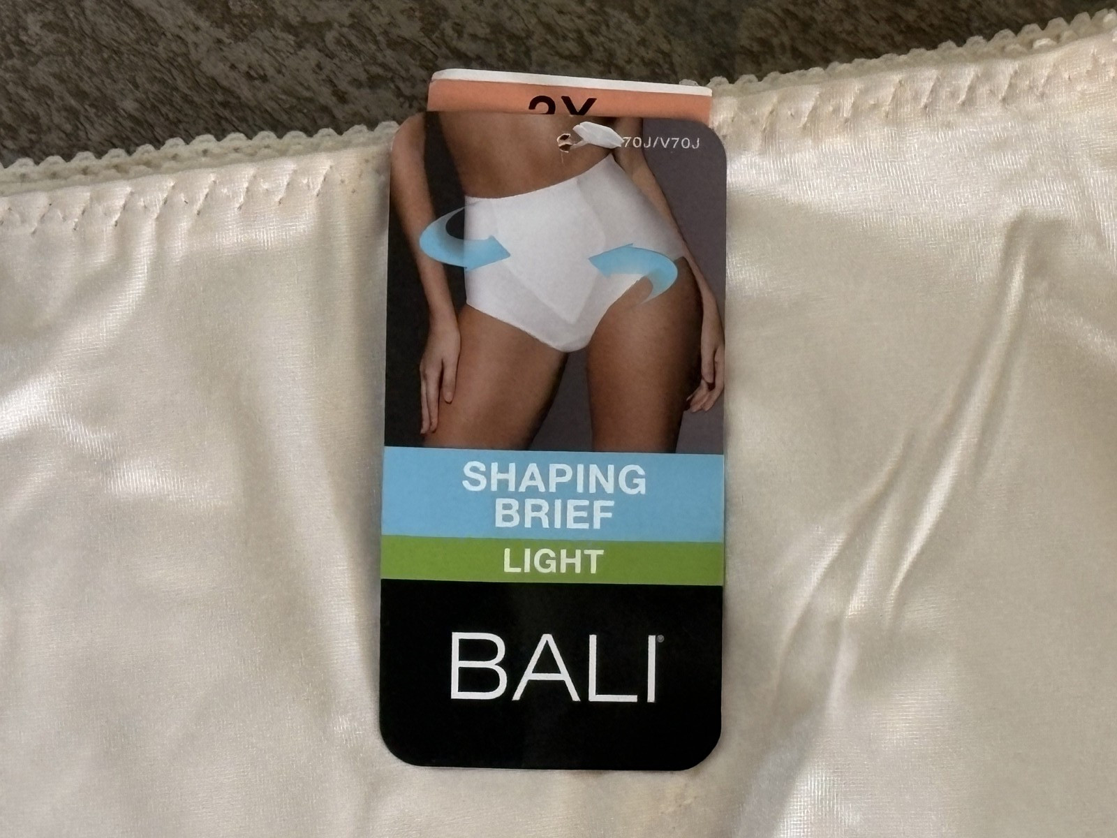 BALI 10/3XL Ivory Light Essentials Shaping tummy Panel Brief Panties #8700 NWT